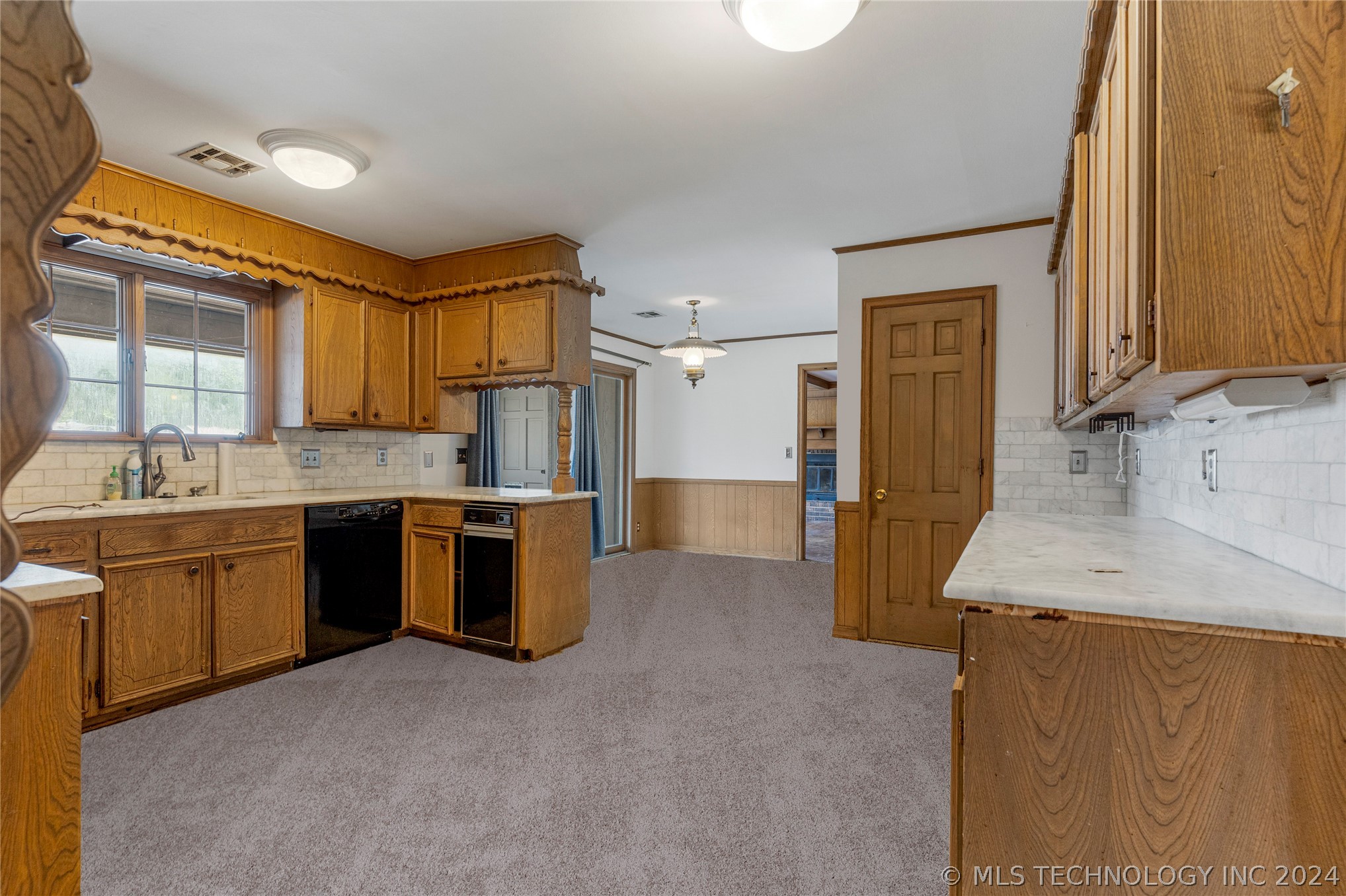 4717 S Atlanta Place Property Photo 17