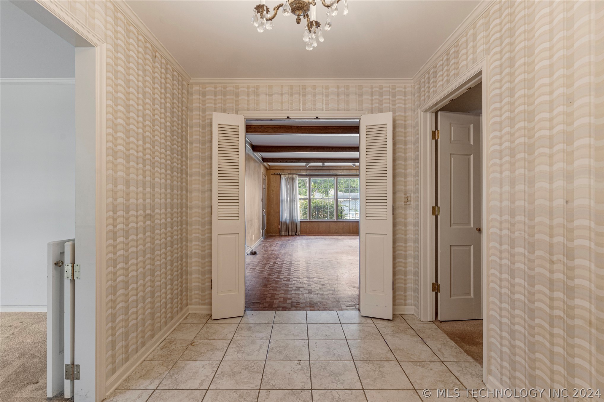 4717 S Atlanta Place Property Photo 23