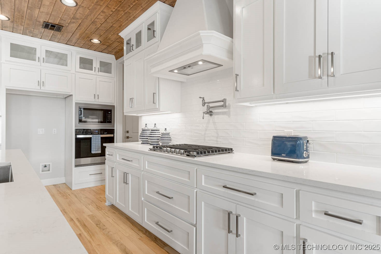 14125 S Evanston Avenue Property Photo 13