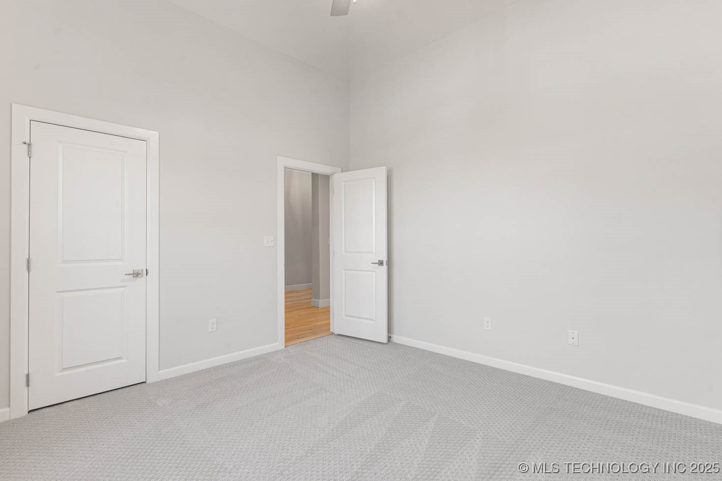 14125 S Evanston Avenue Property Photo 37