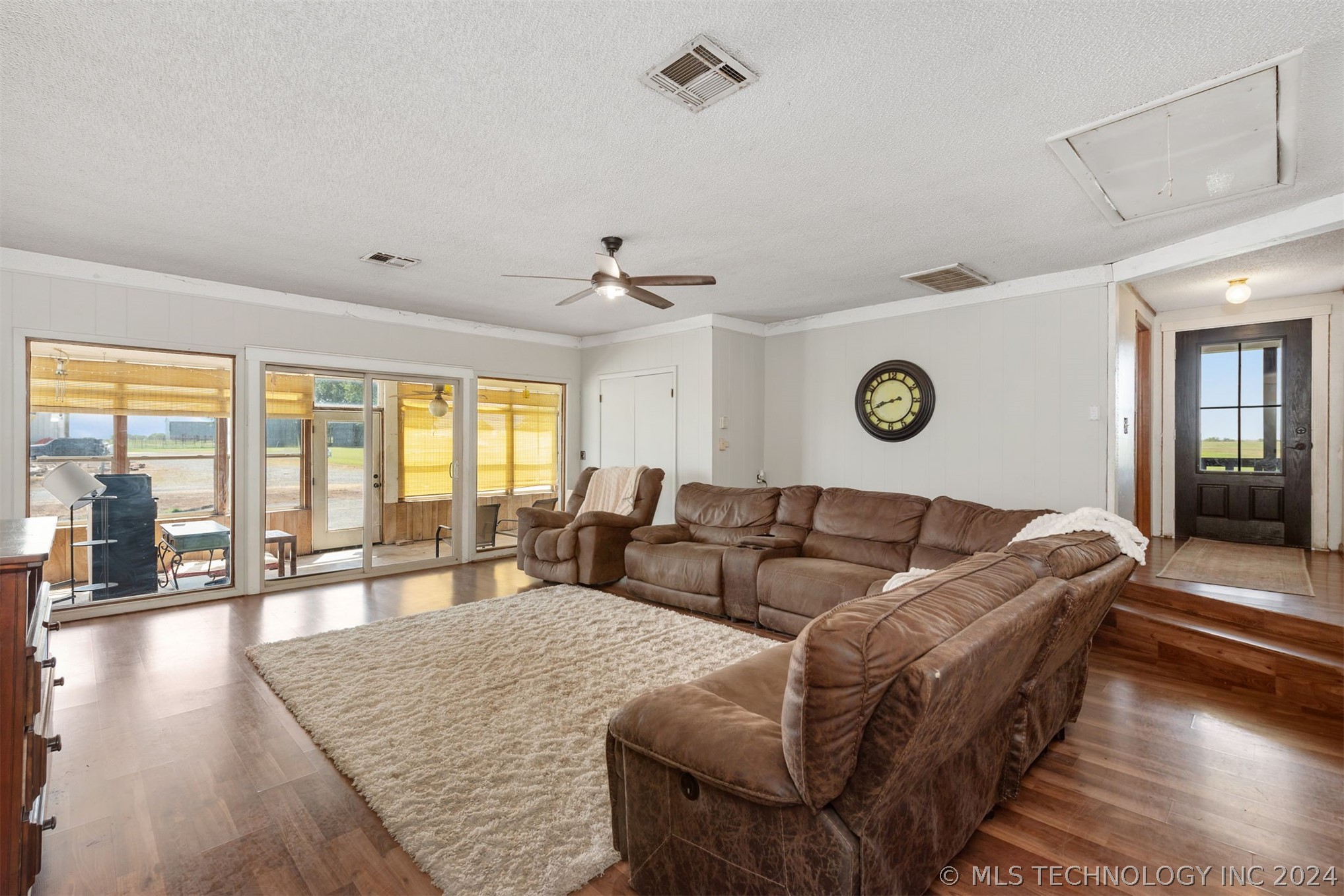 26315 E 680 Road Property Photo 13