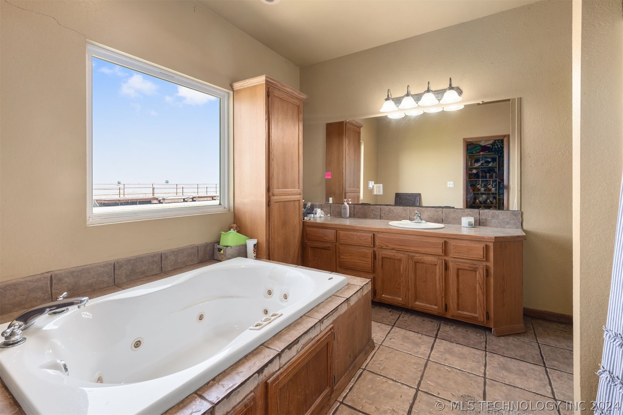 26315 E 680 Road Property Photo 19