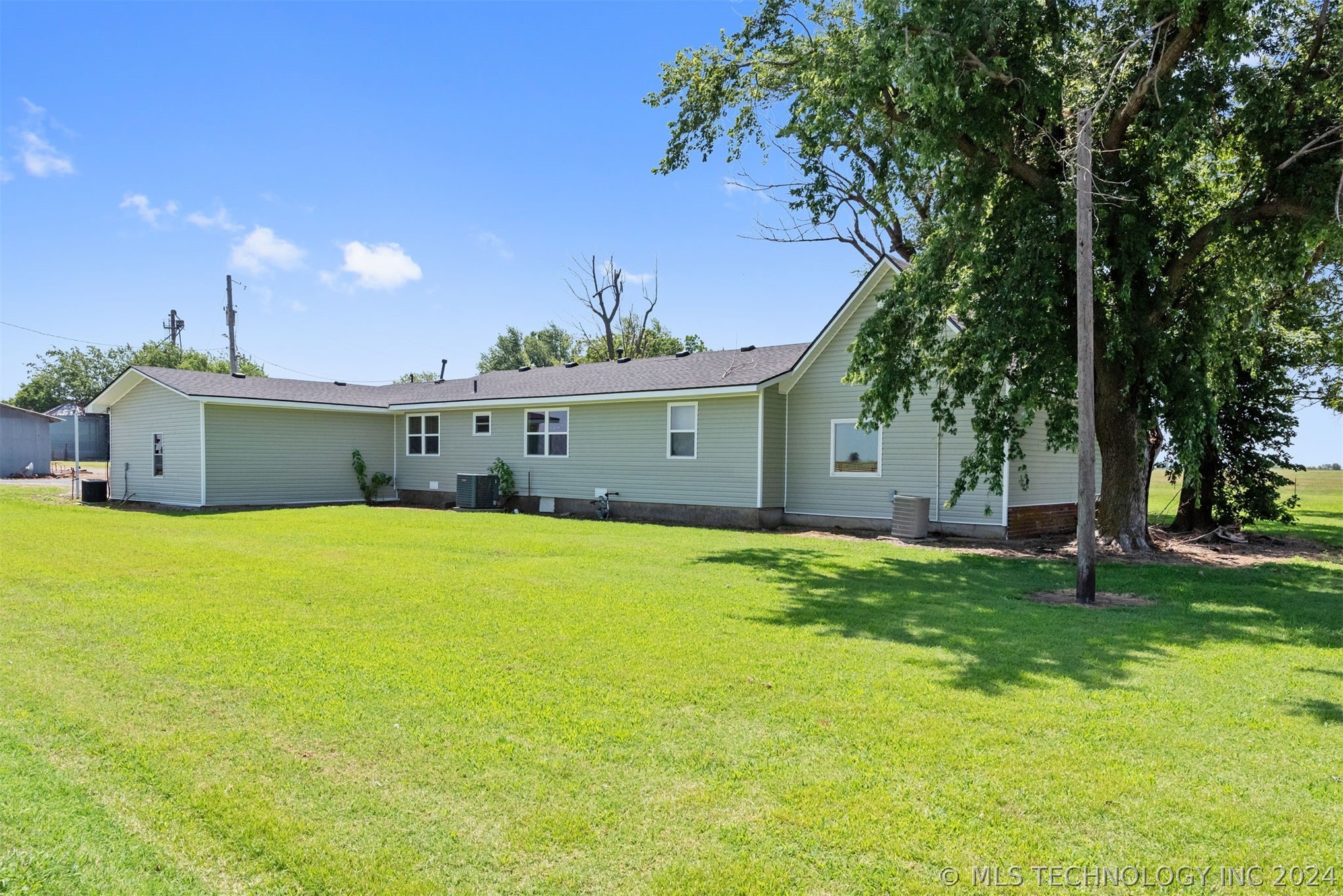 26315 E 680 Road Property Photo 32