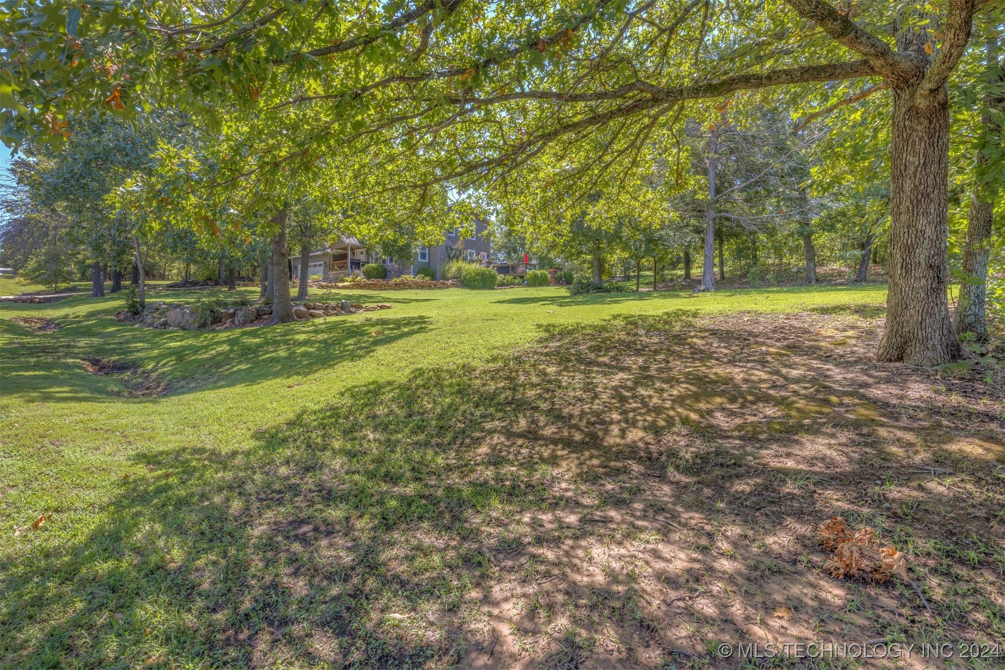 807 Bayshore Drive Property Photo 5