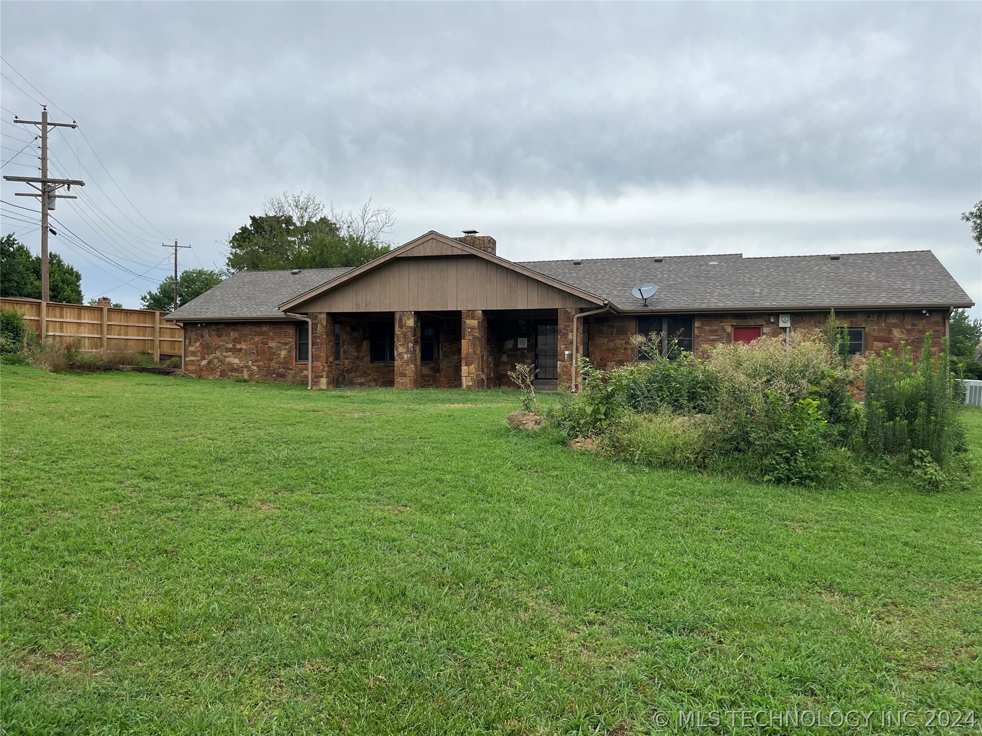 601 Dogwood Court Property Photo 11