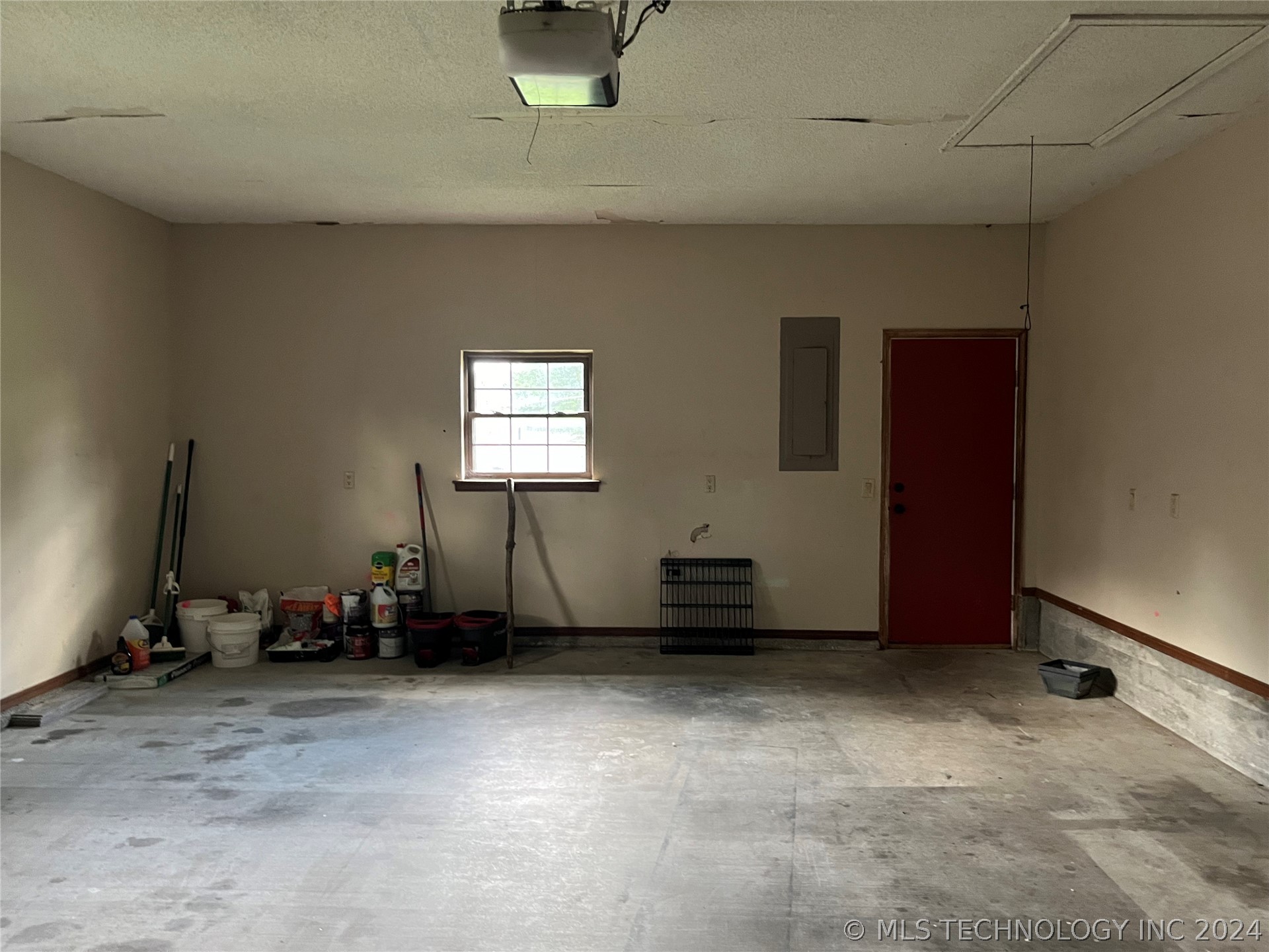 601 Dogwood Court Property Photo 14