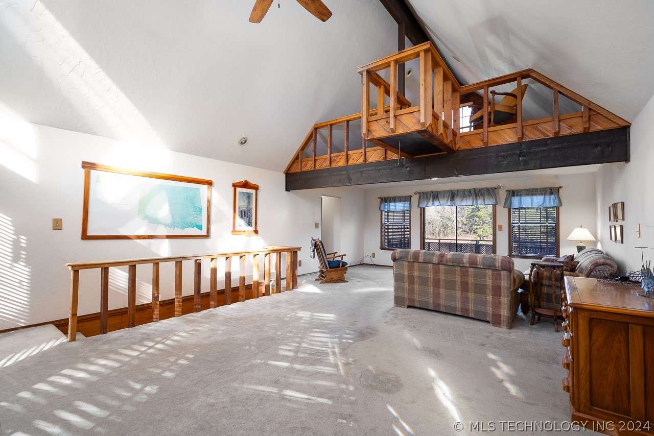 7270 E 454 Road Property Photo 5
