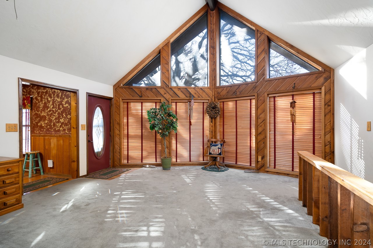 7270 E 454 Road Property Photo 10