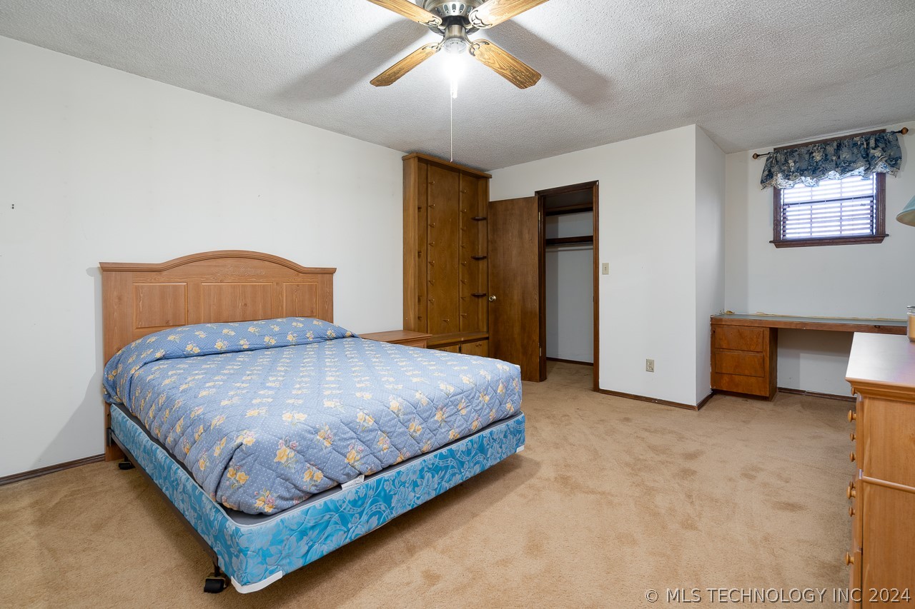 7270 E 454 Road Property Photo 20