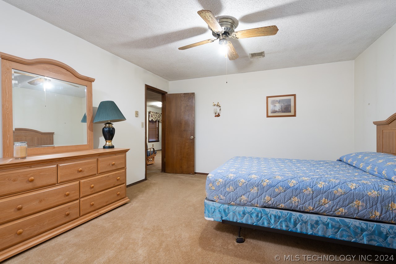 7270 E 454 Road Property Photo 21