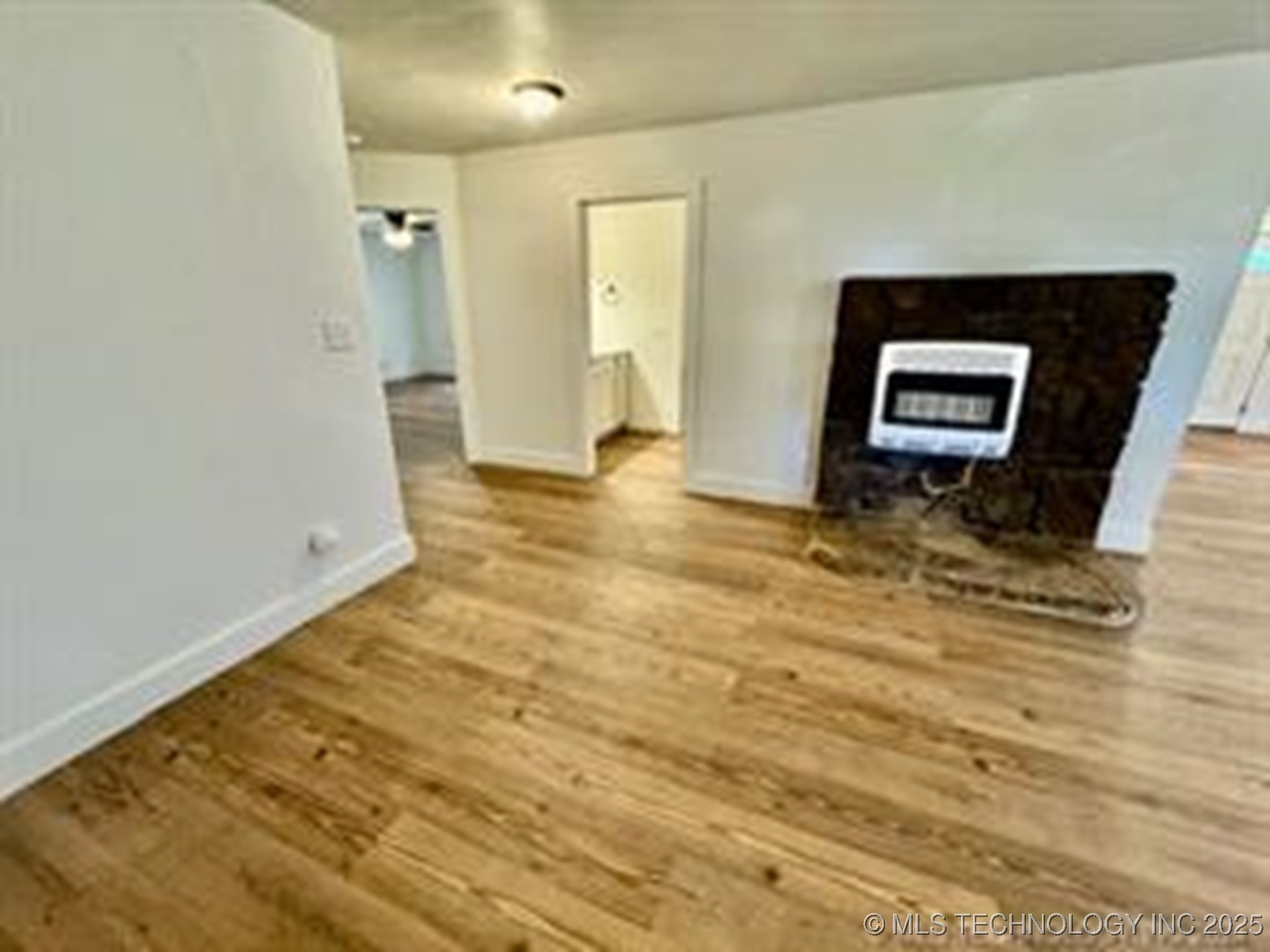 410948 E 1180 Road Property Photo 13