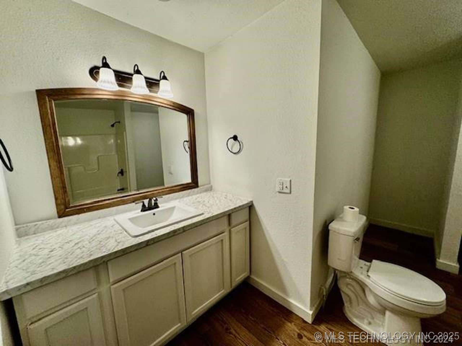 410948 E 1180 Road Property Photo 28