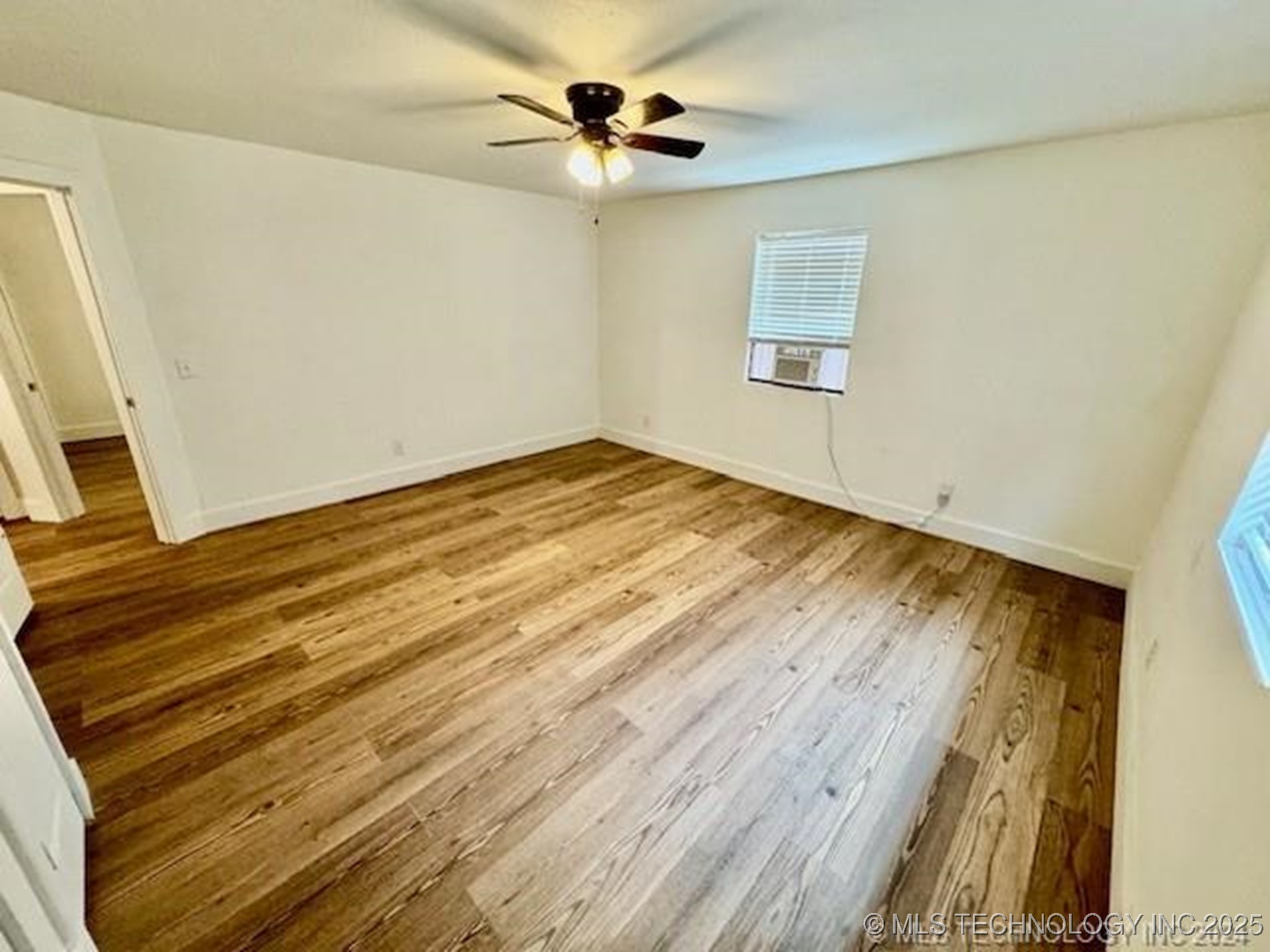 410948 E 1180 Road Property Photo 33