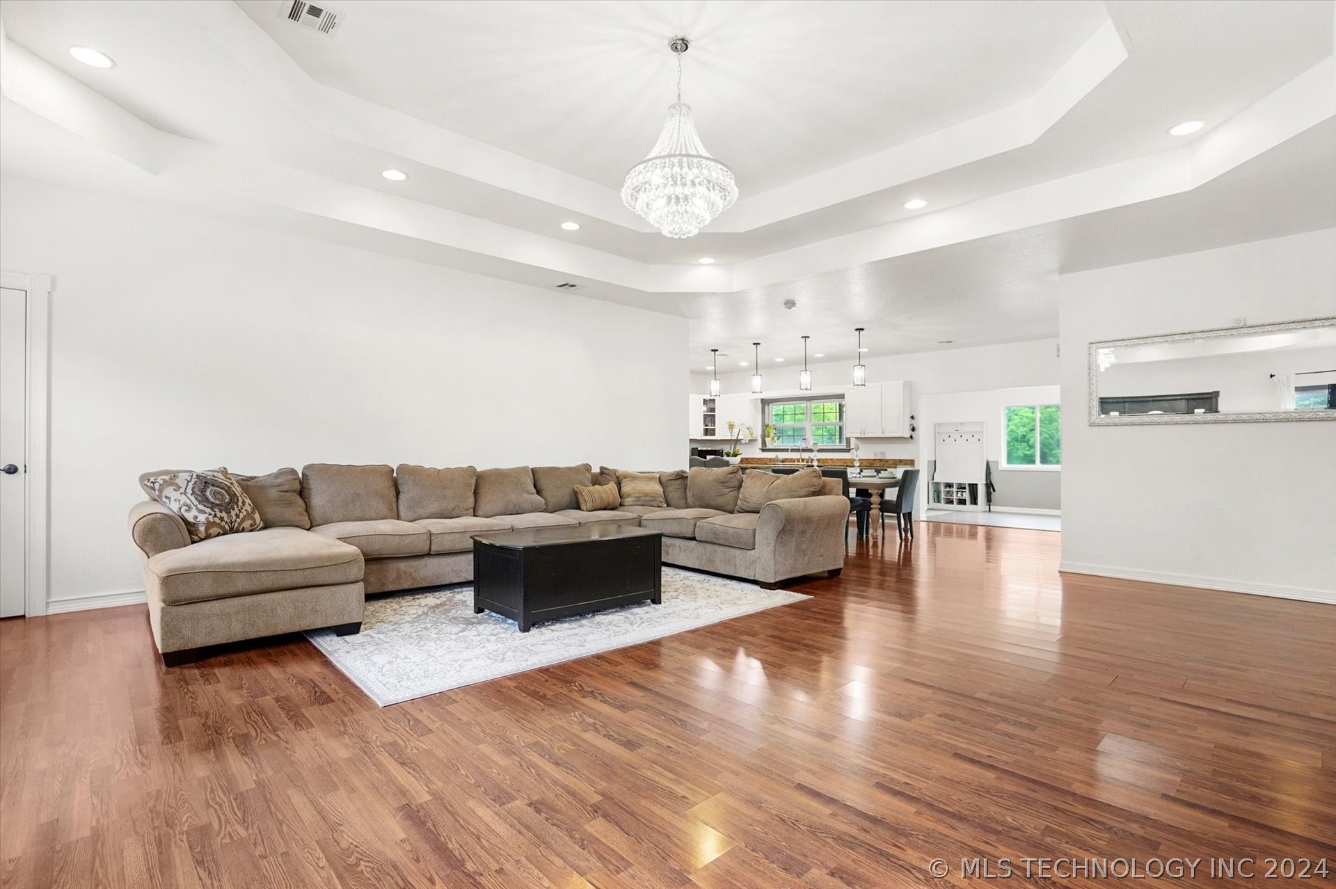 26096 S 600 Road Property Photo 6