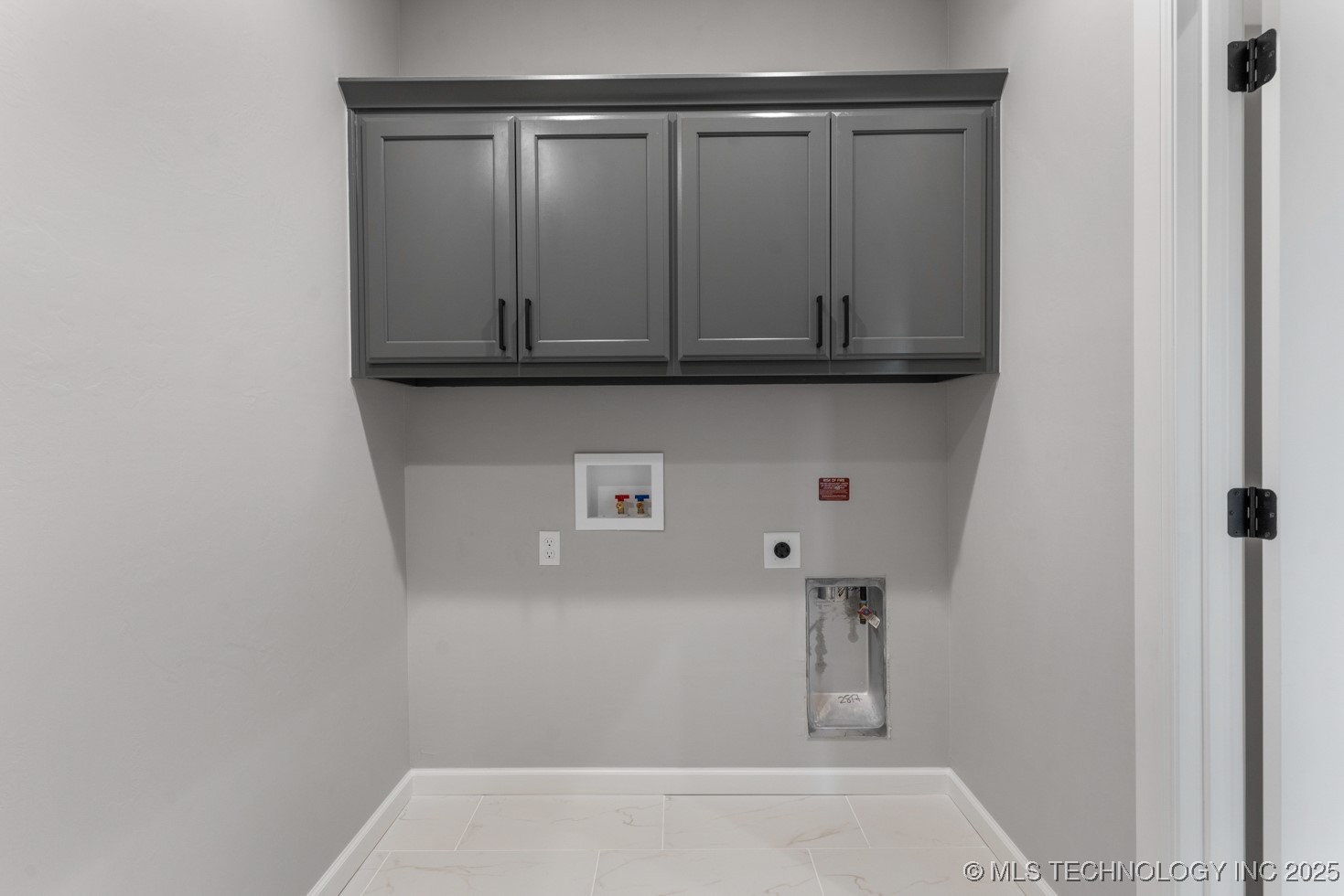 794 E 148th Place S Property Photo 11