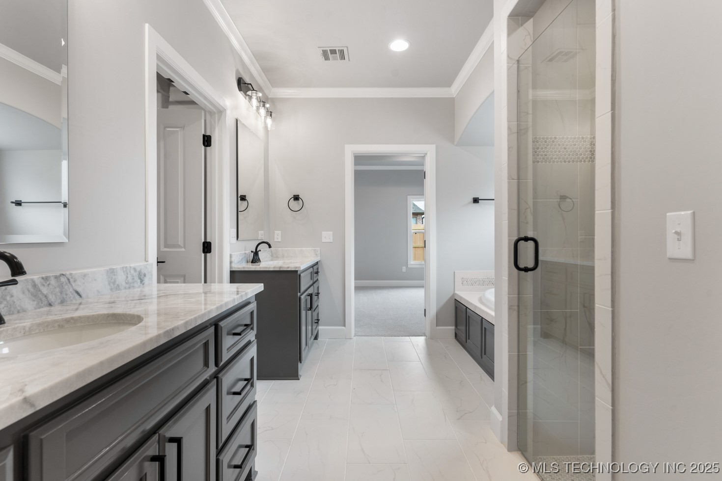 794 E 148th Place S Property Photo 17