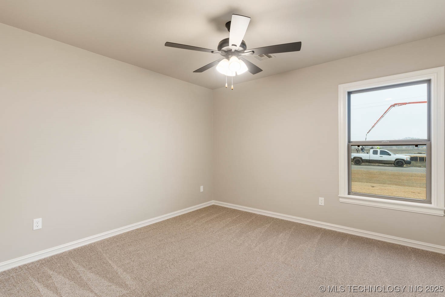 5117 E 175th Place S Property Photo 10