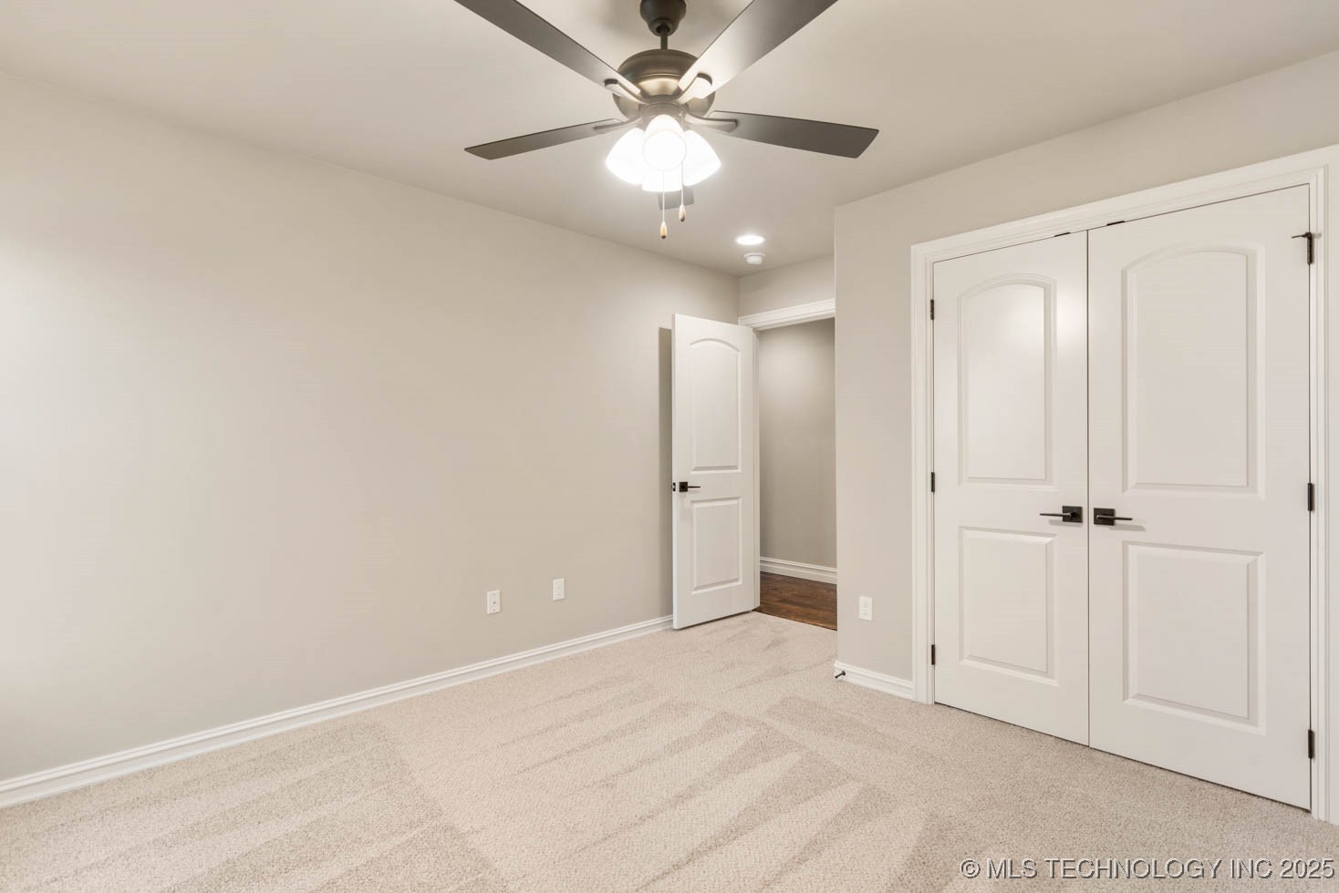5117 E 175th Place S Property Photo 11