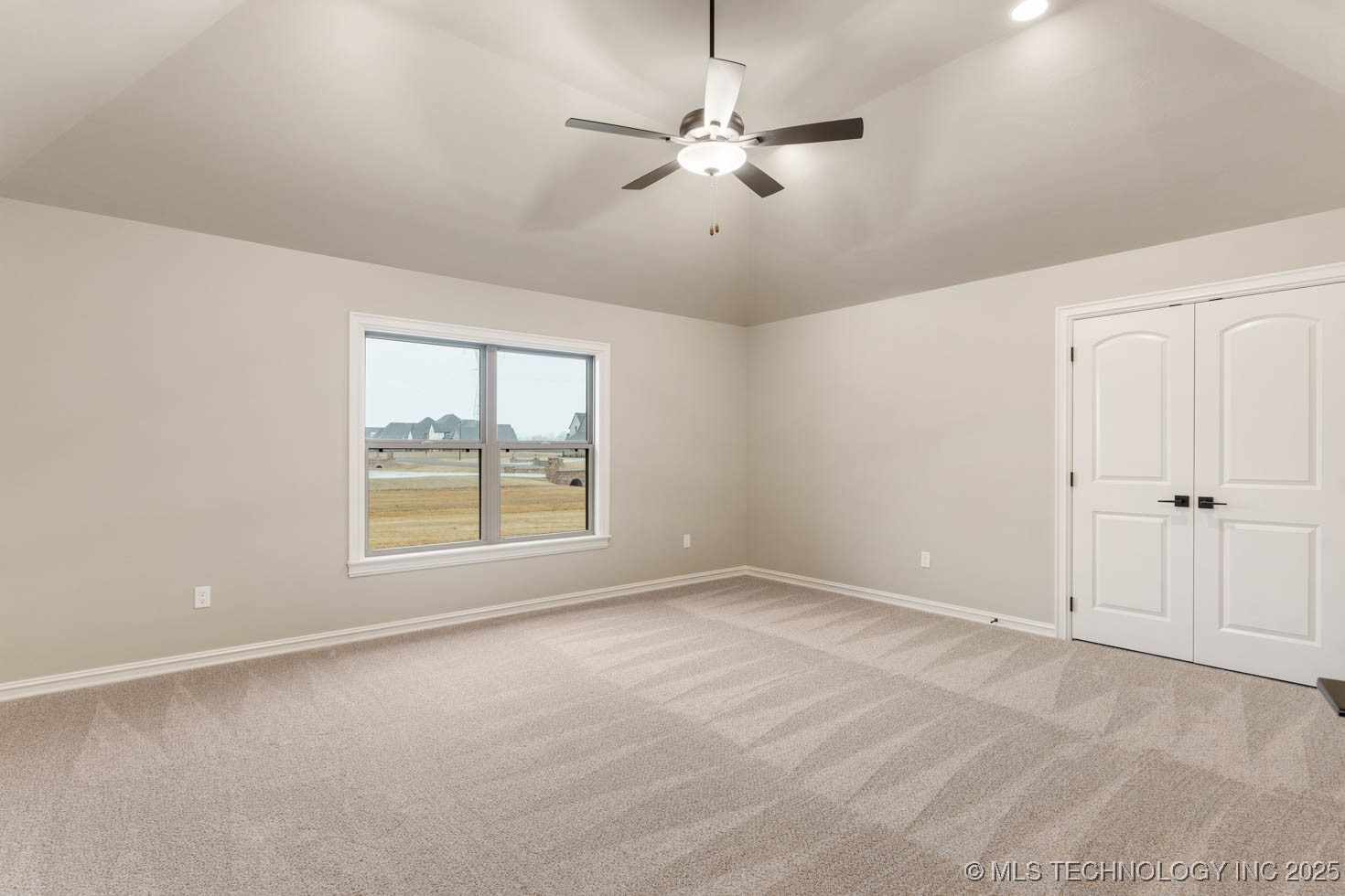 5117 E 175th Place S Property Photo 12