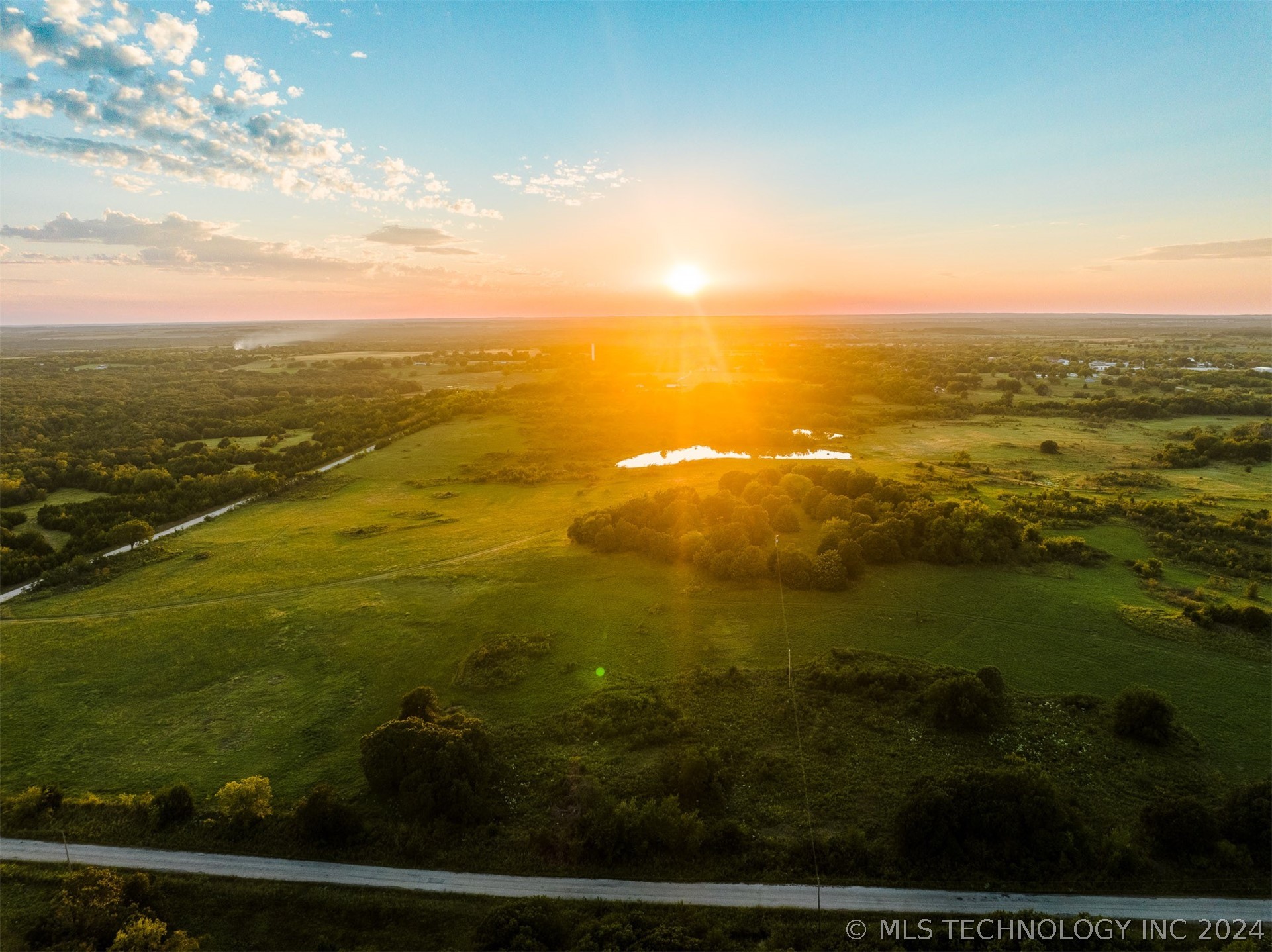 11 E 5800 Road Property Photo