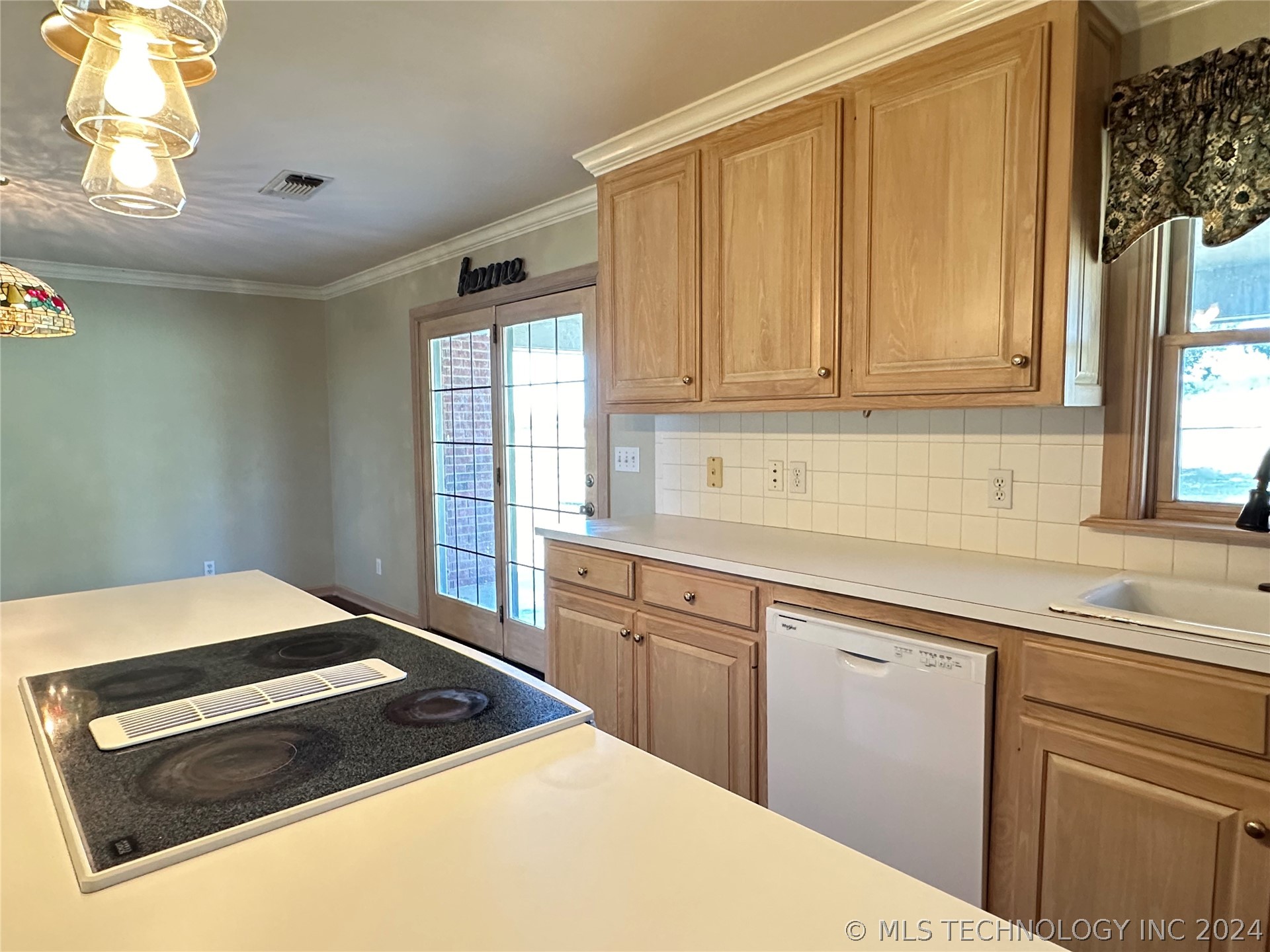 986 Cisco Road Property Photo 18