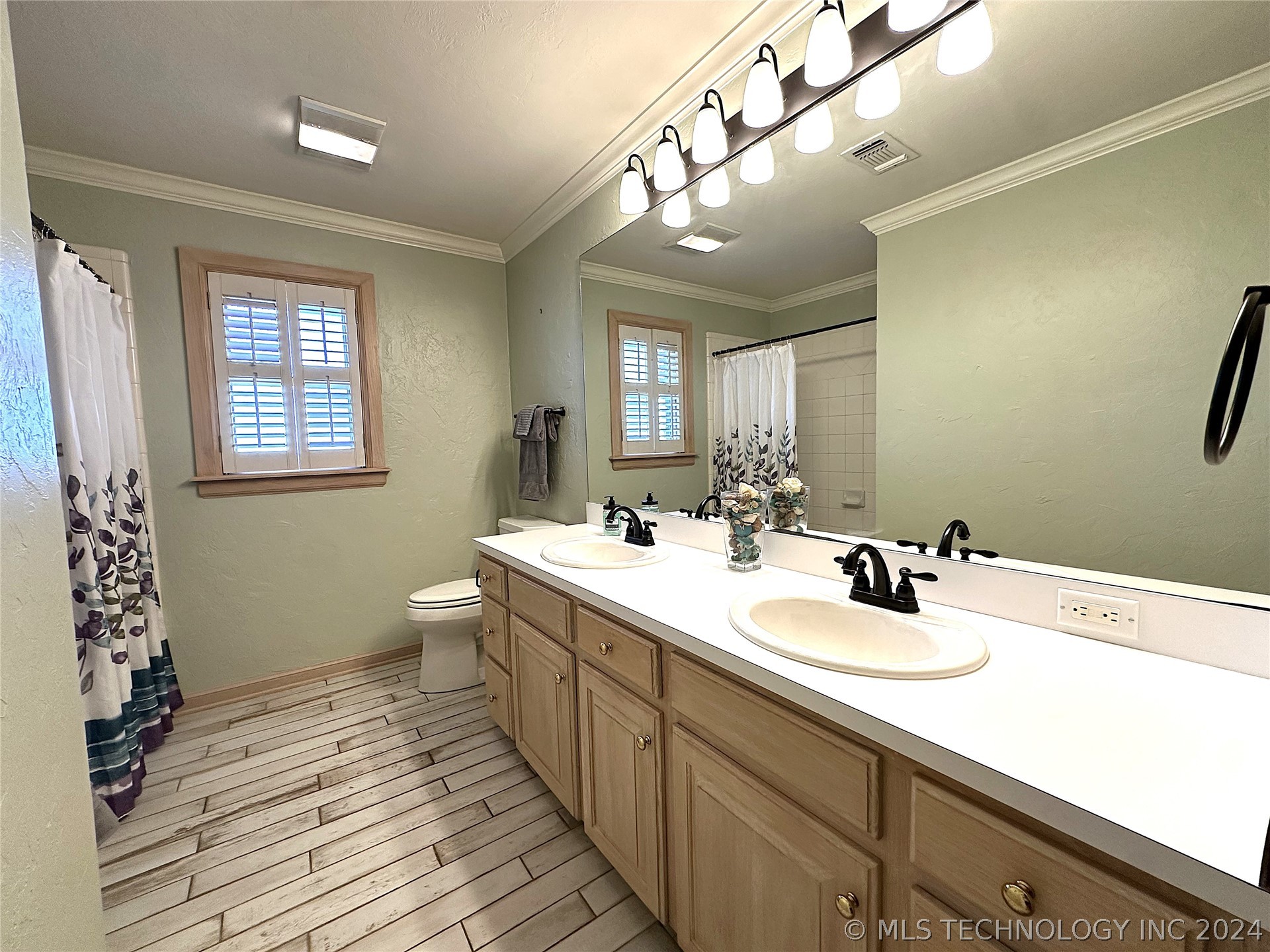 986 Cisco Road Property Photo 29