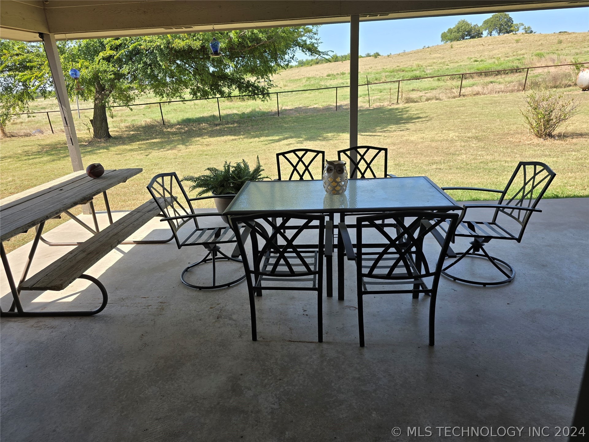 986 Cisco Road Property Photo 32