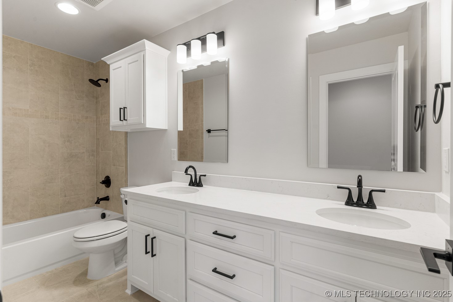 12714 S Irvington Avenue Property Photo 41