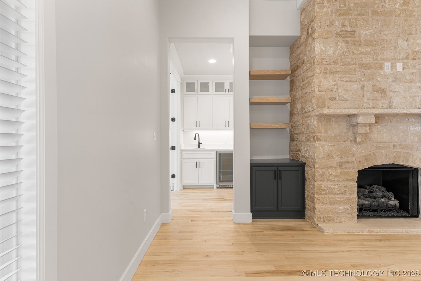 12714 S Irvington Avenue Property Photo 47