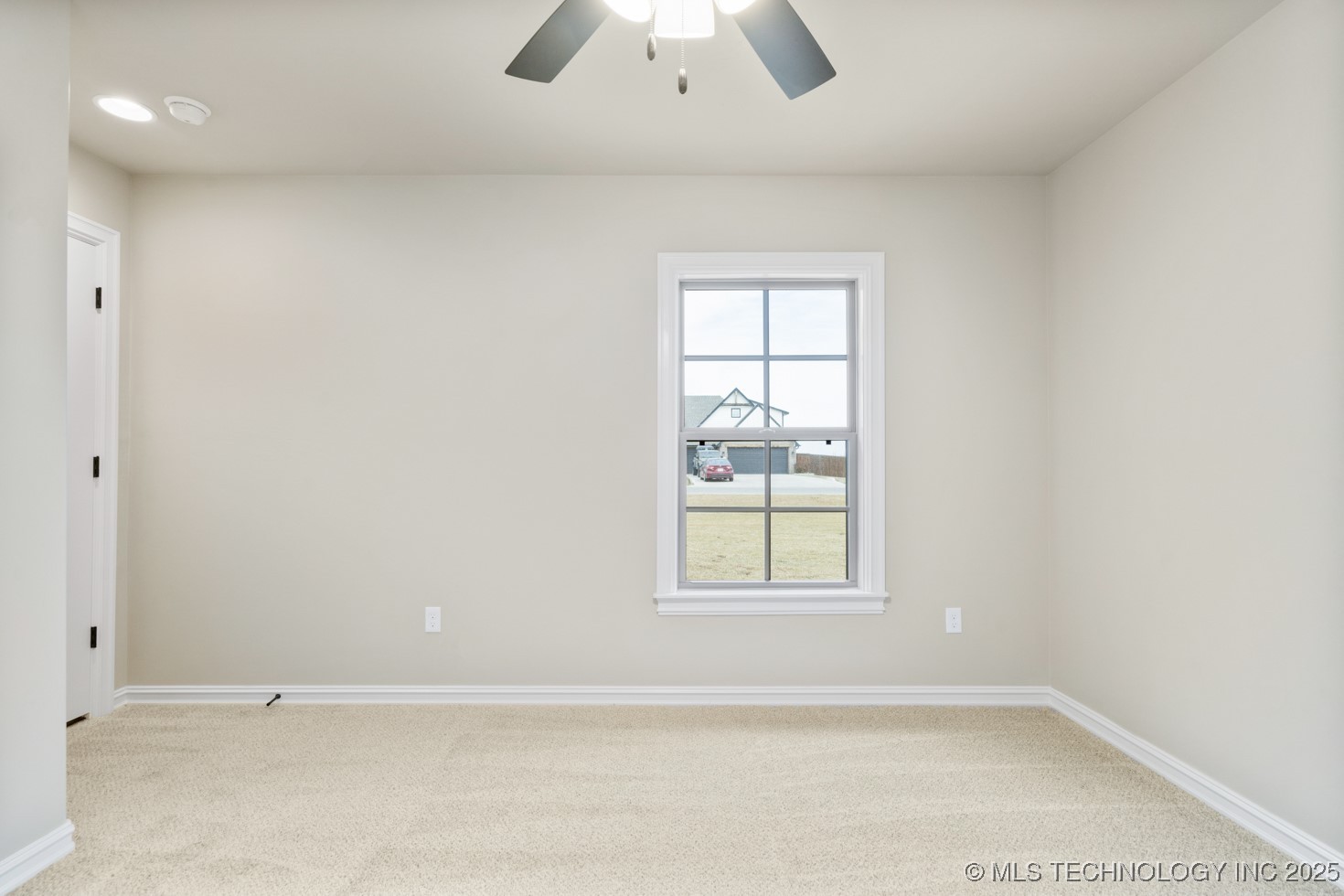 118 E 166th Place S Property Photo 22