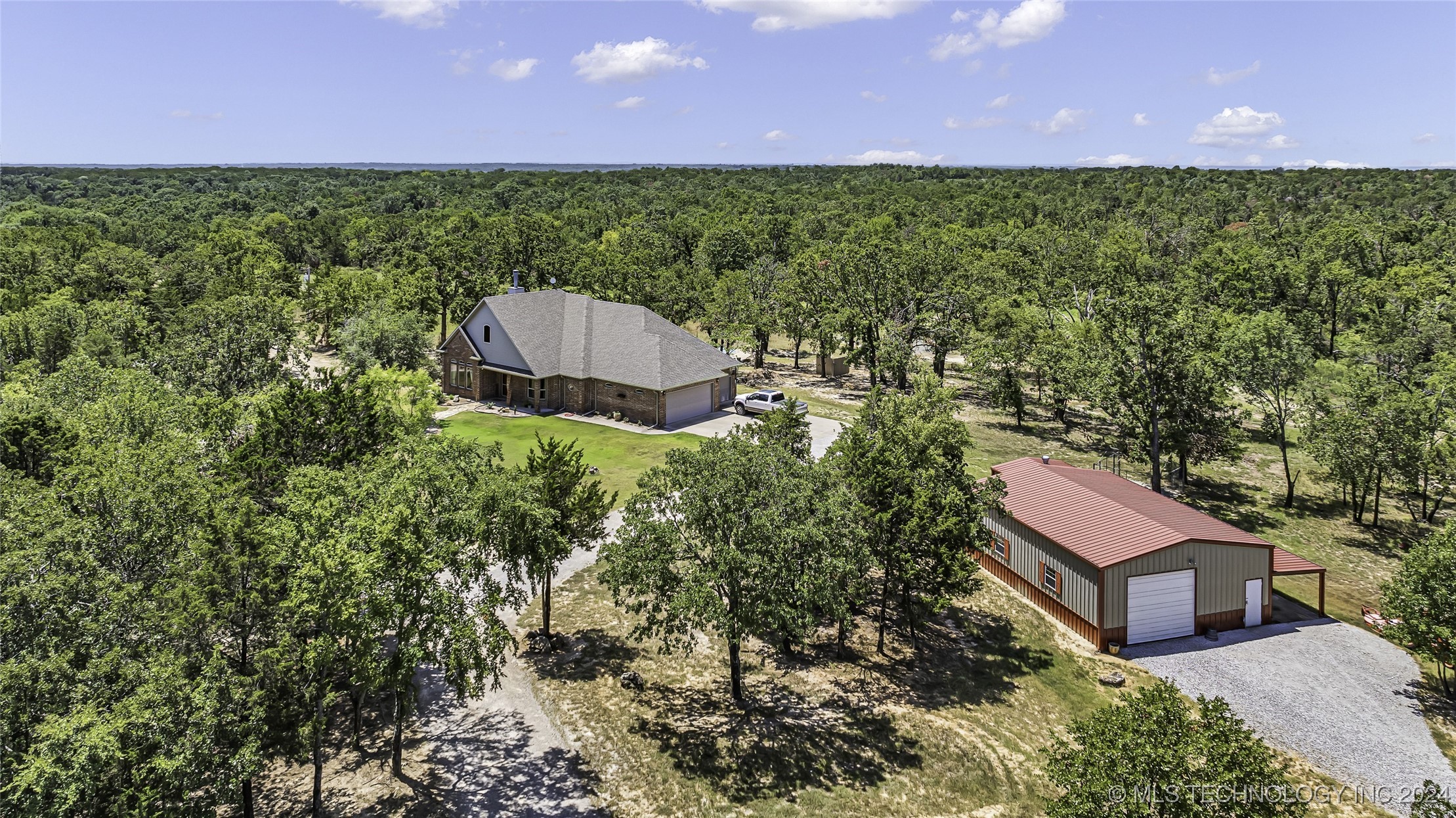 1557 Mockingbird Road Property Photo 4