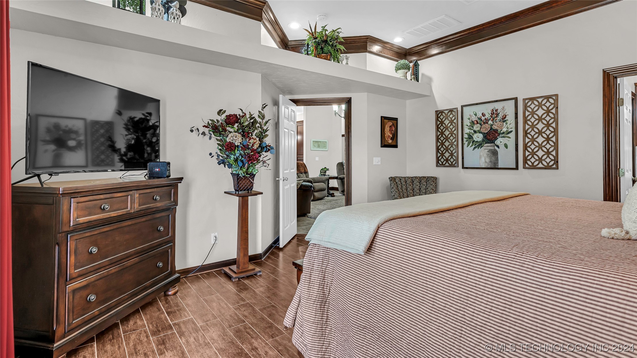 1557 Mockingbird Road Property Photo 18