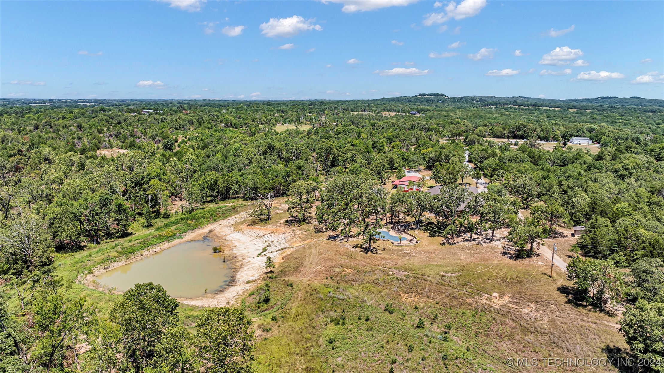 1557 Mockingbird Road Property Photo 34