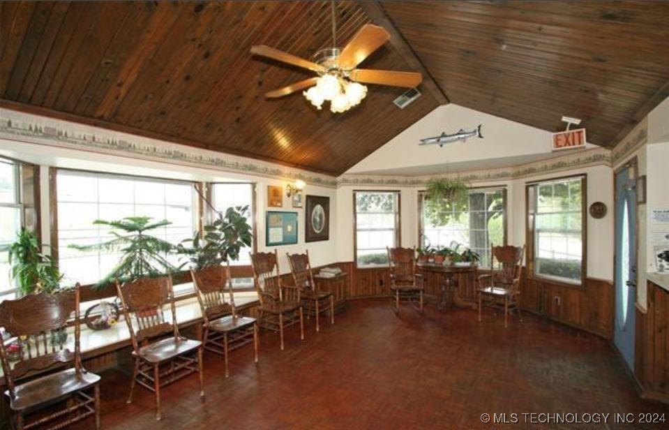 104 N Gilcrease Museum Road Property Photo 2
