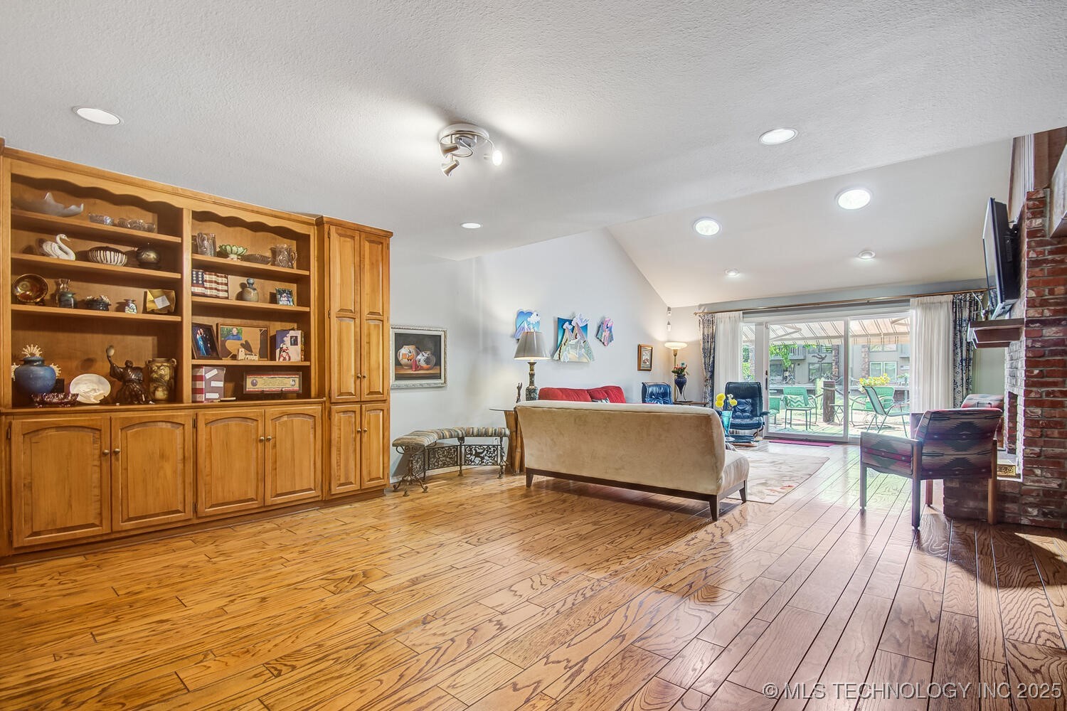 5910 S Atlanta Place 2 Property Photo 19
