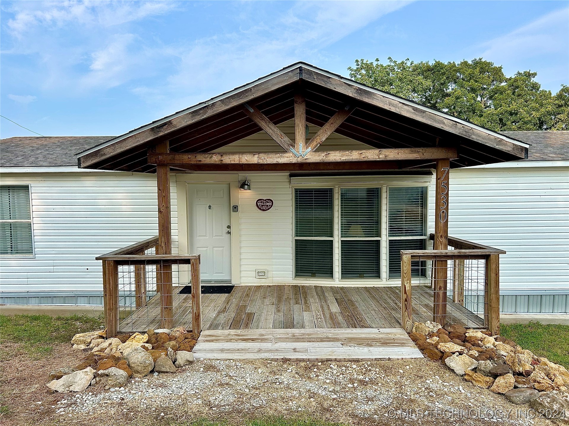 7530 Black Bass Lane Property Photo 7