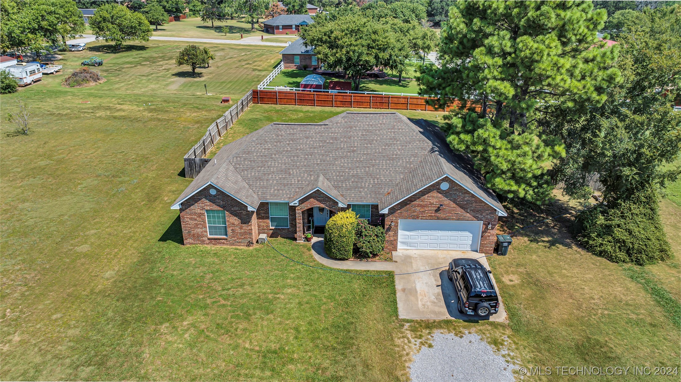 150 Whipperwill Property Photo 28