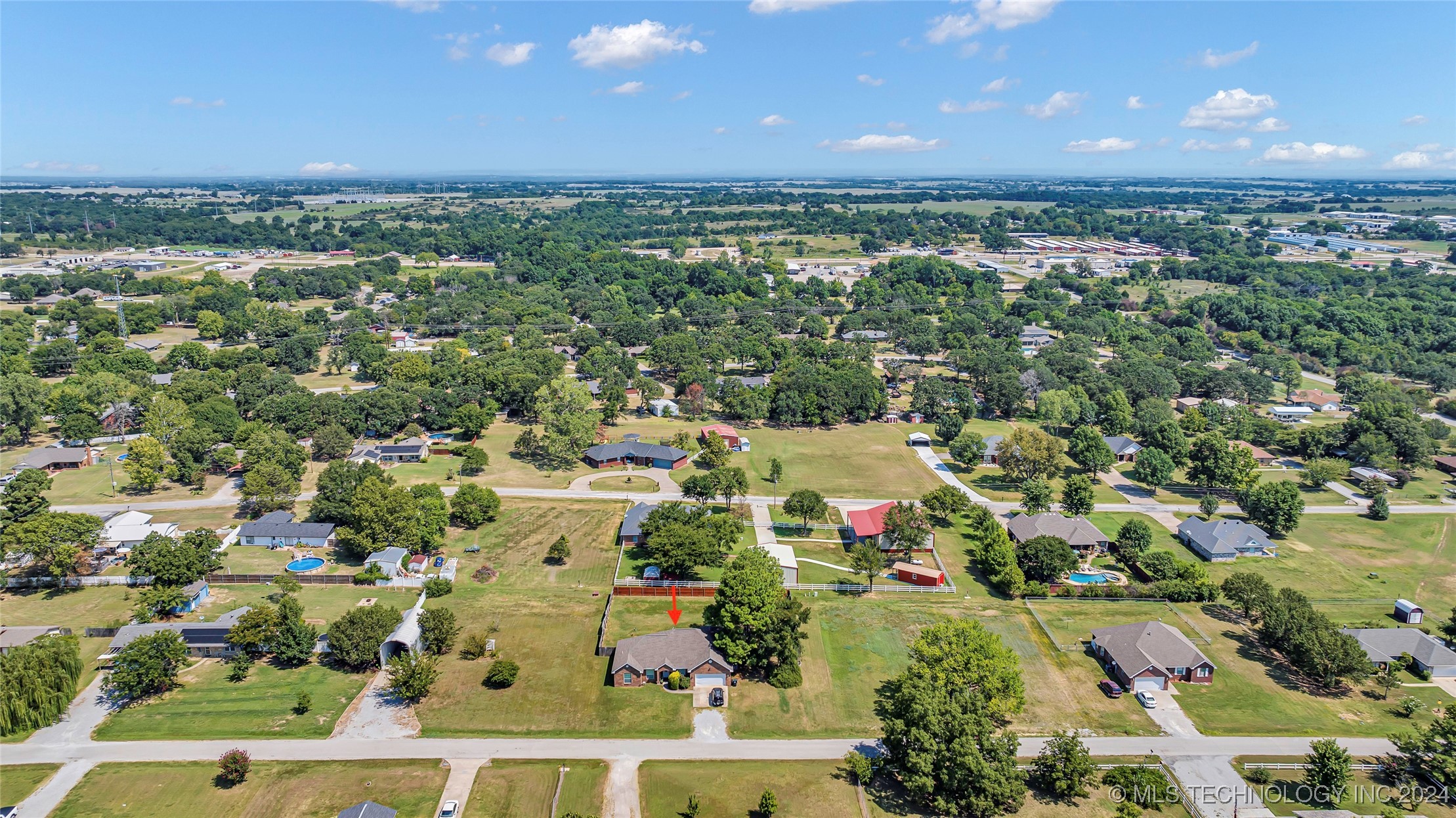 150 Whipperwill Property Photo 35