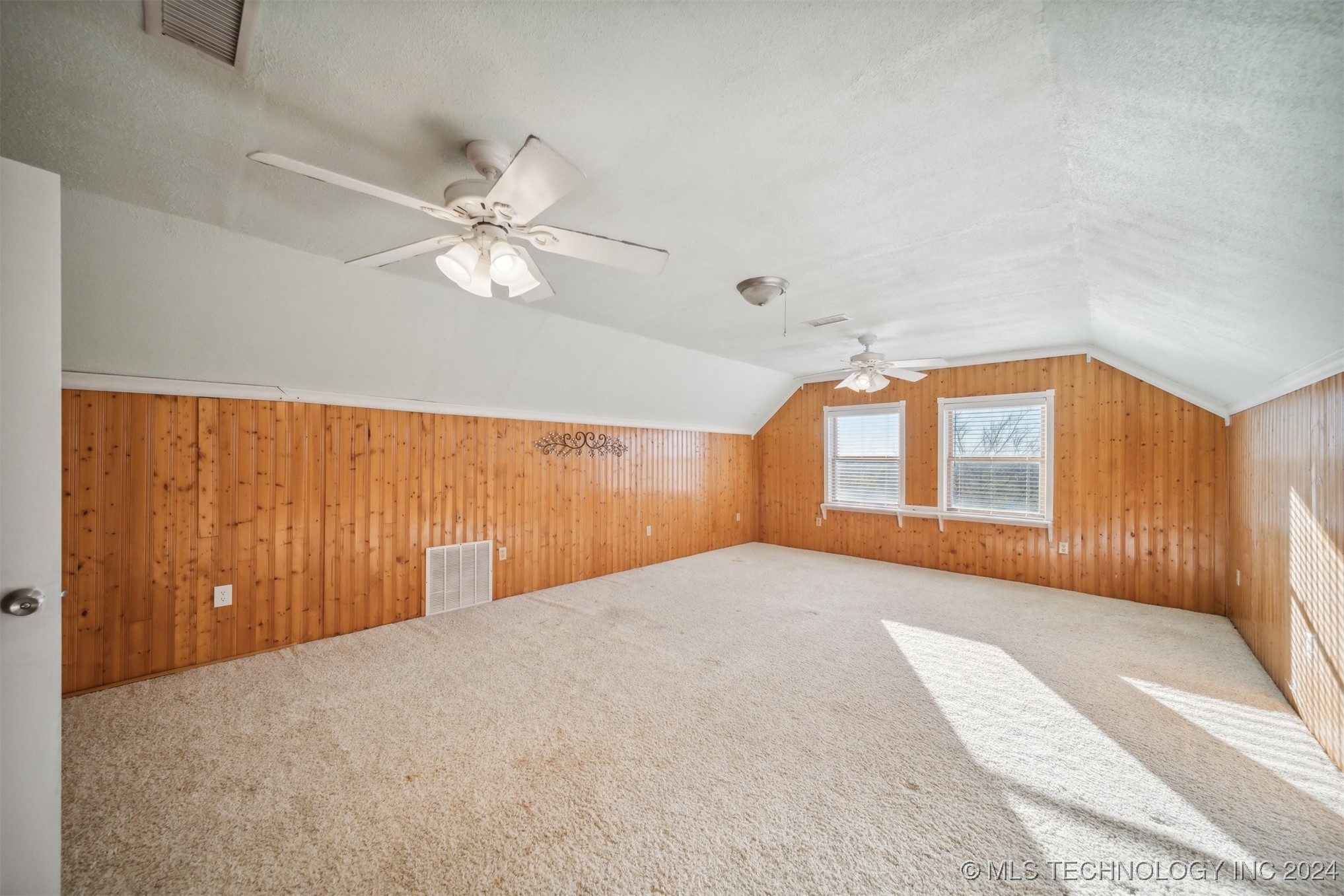 2530 E 93rd Street S Property Photo 40