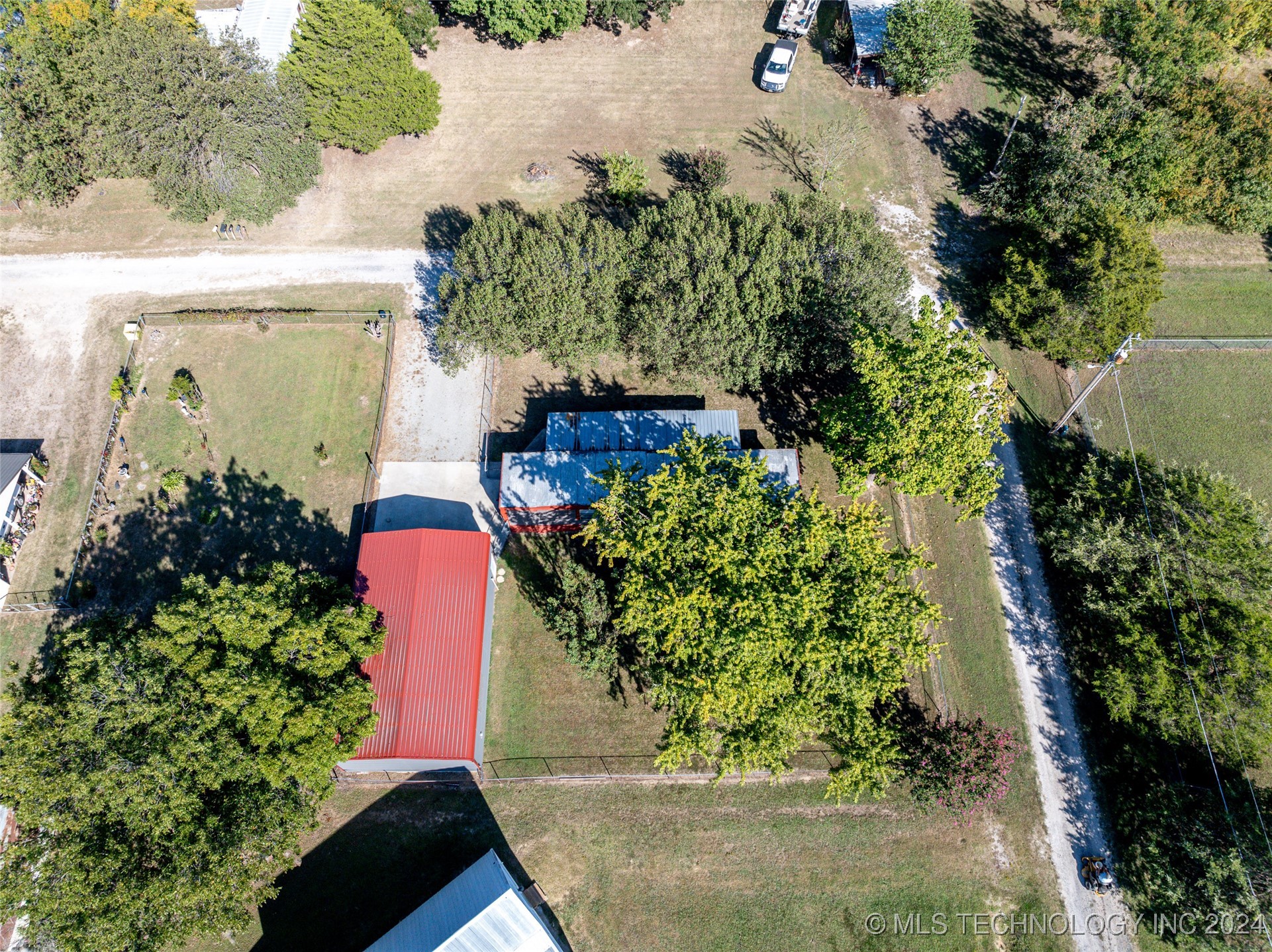 115376 S 4215 Property Photo 16