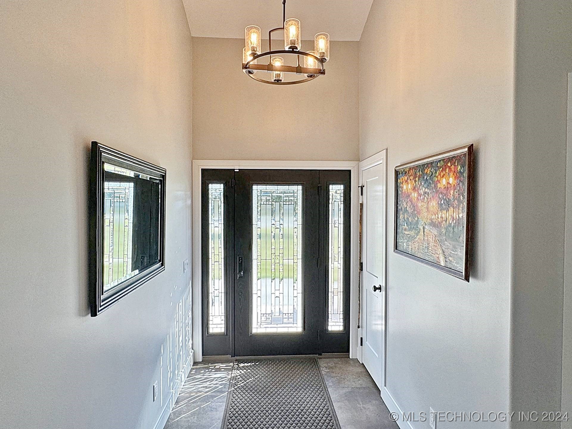 933 Rosemary Point Property Photo 5