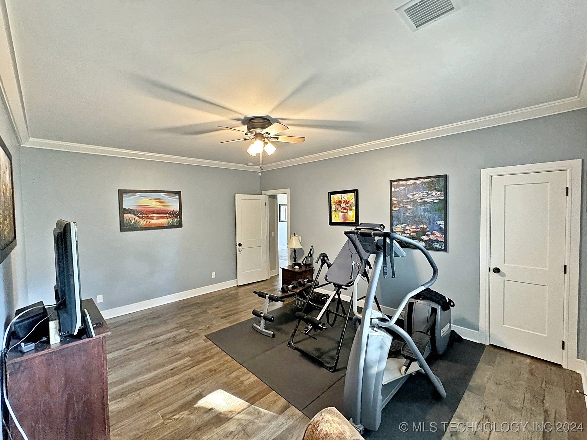 933 Rosemary Point Property Photo 32