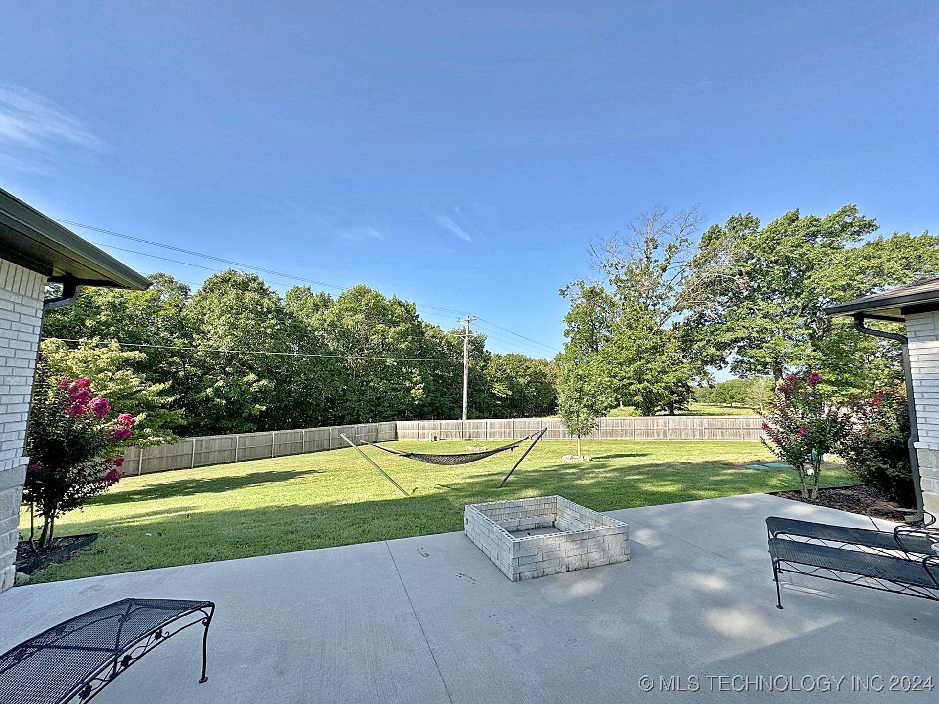 933 Rosemary Point Property Photo 43