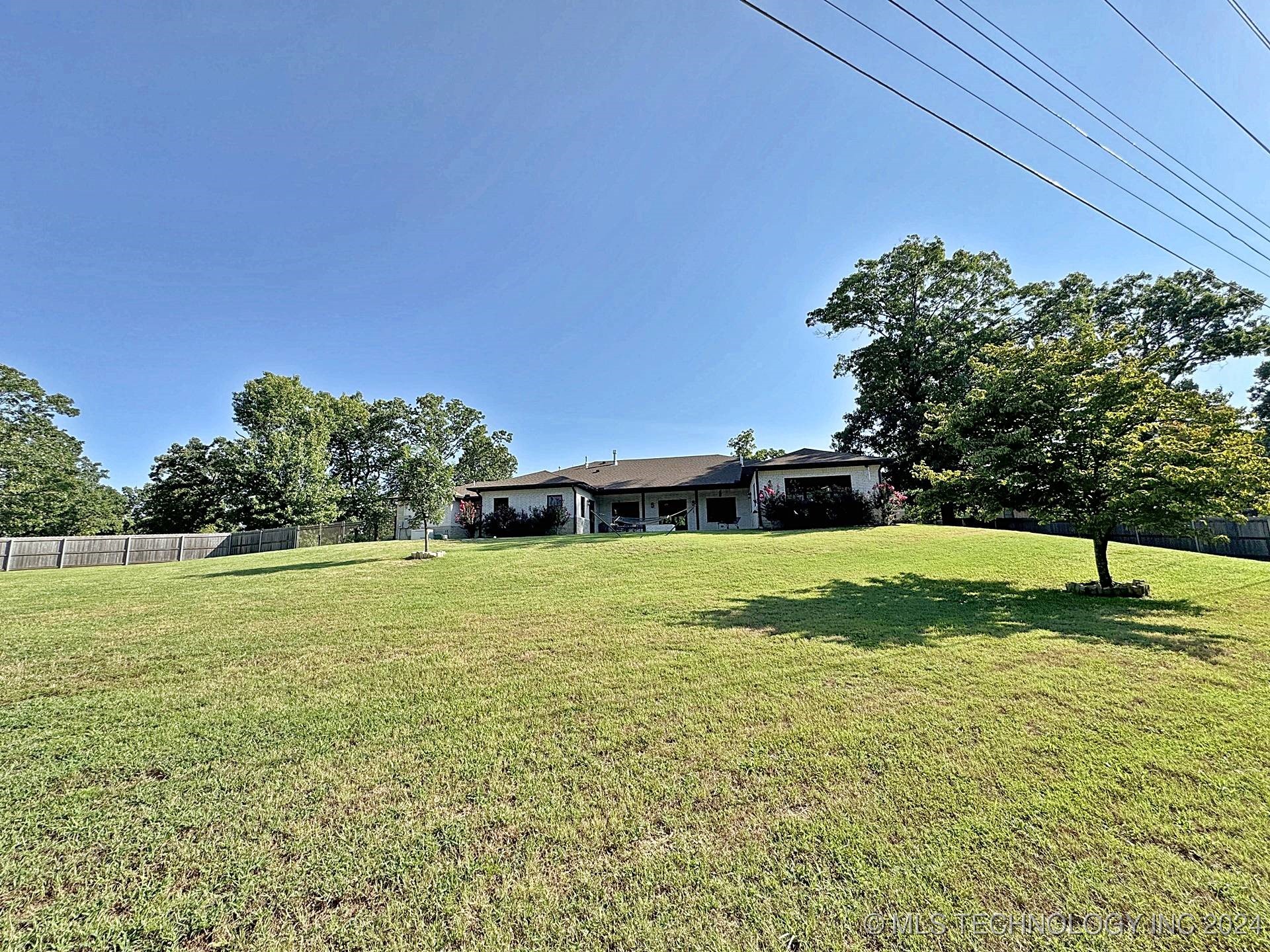 933 Rosemary Point Property Photo 44