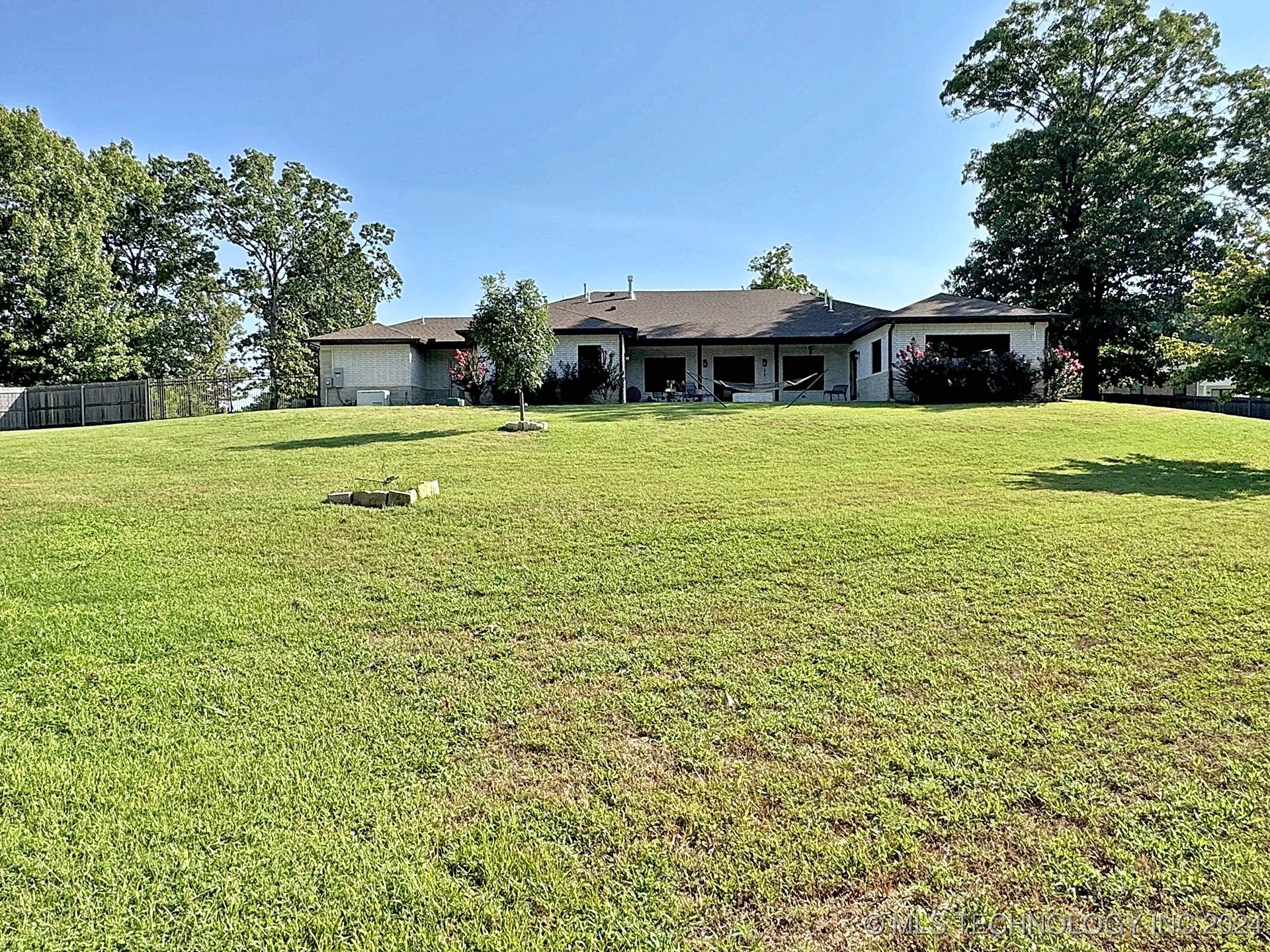 933 Rosemary Point Property Photo 47
