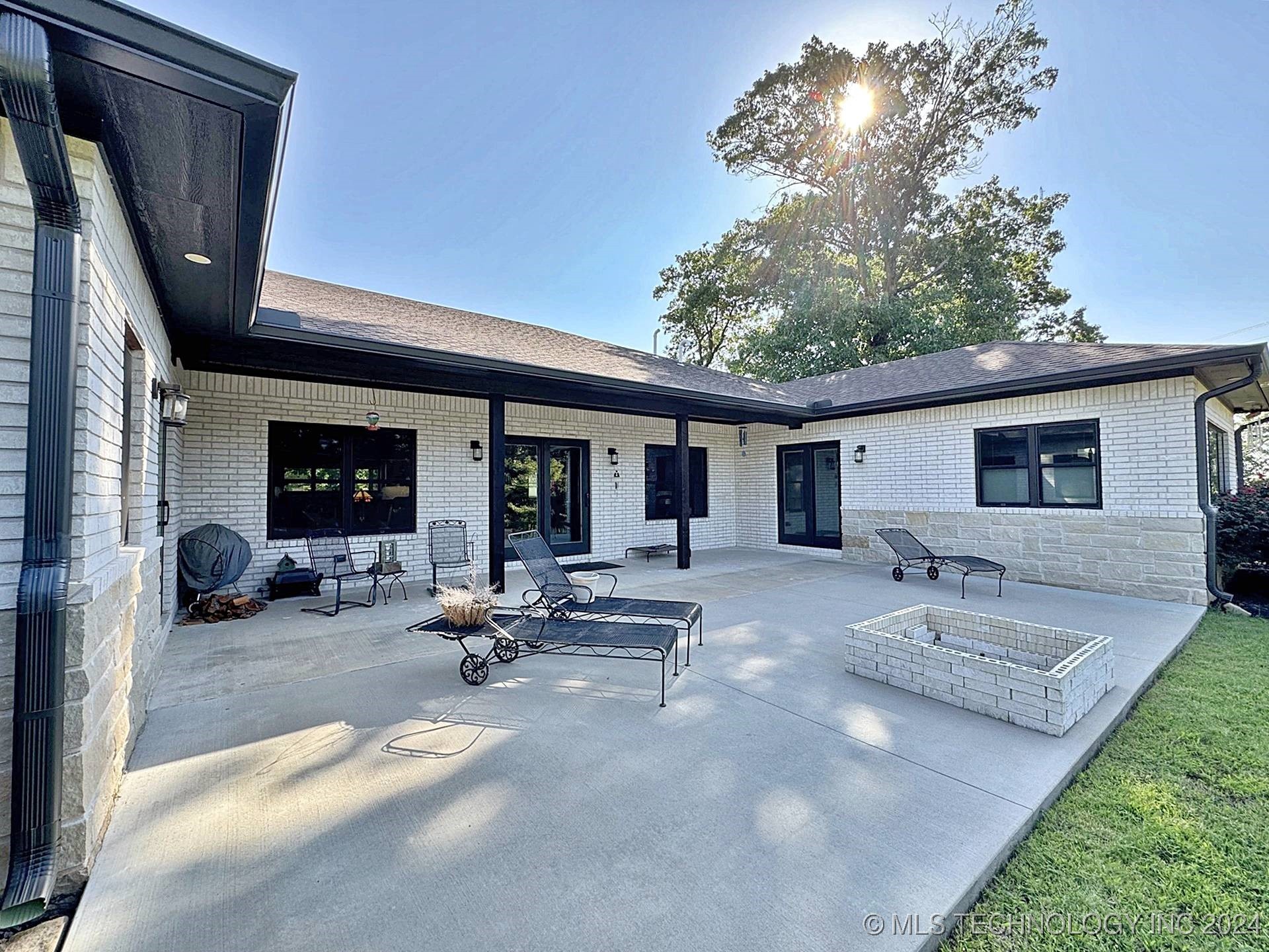 933 Rosemary Point Property Photo 51