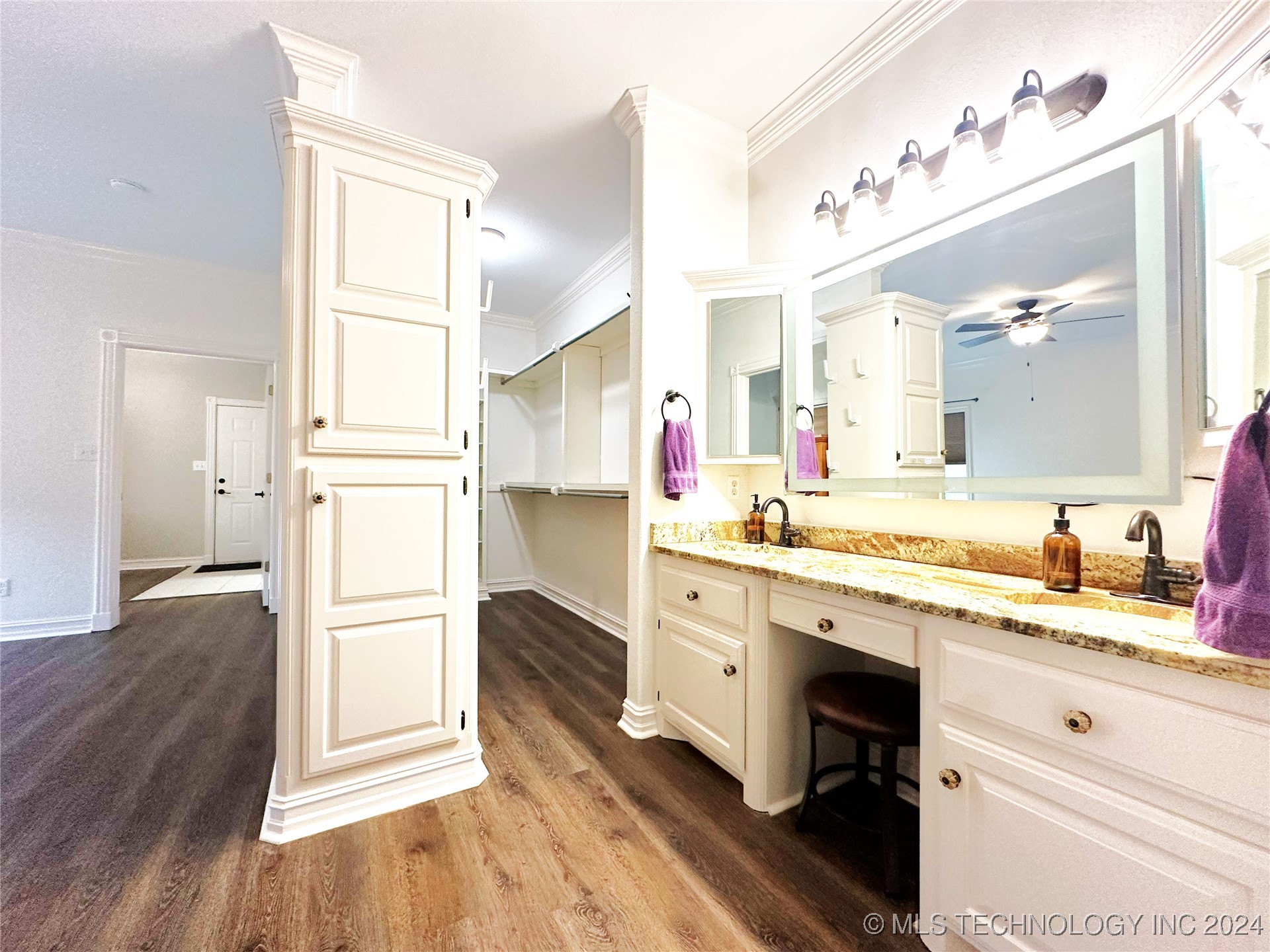 114585 S 4172 120 Property Photo 27