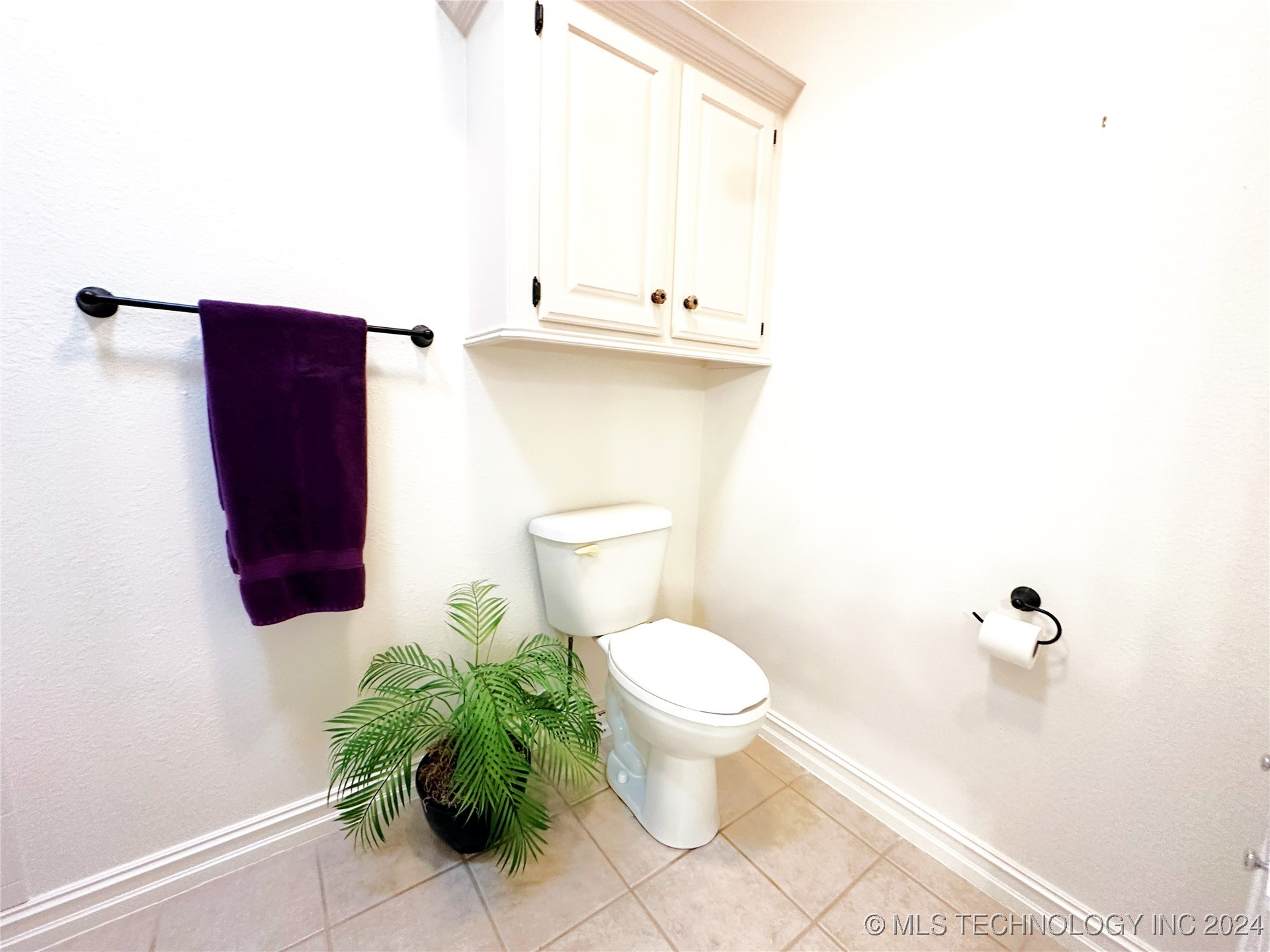 114585 S 4172 120 Property Photo 29