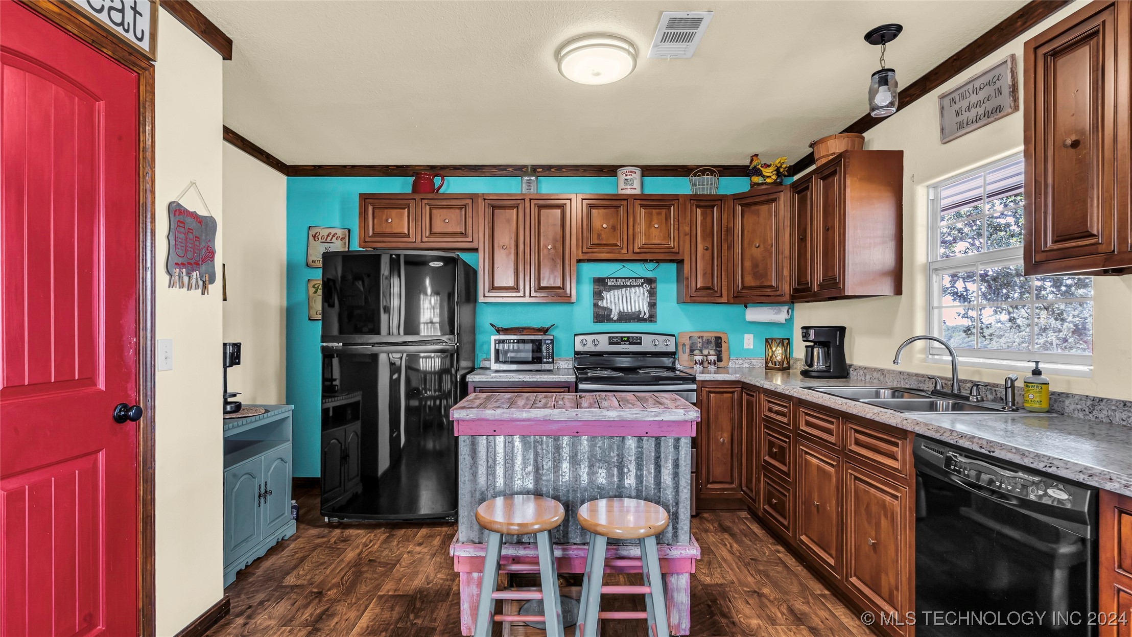 4228 Texas Street Property Photo 12