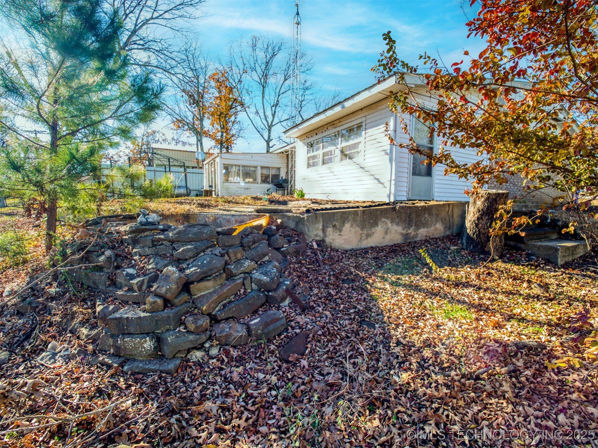 2700 Lake Shore Drive Property Photo 7